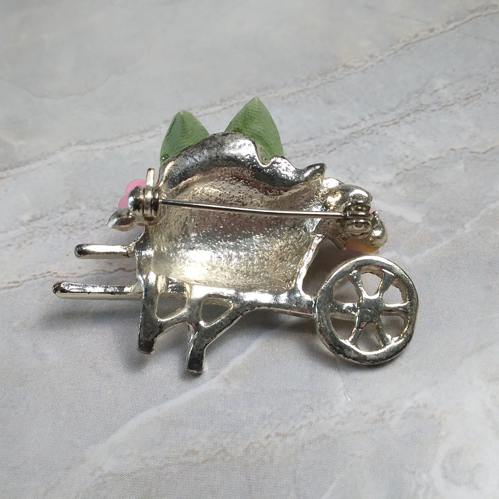 Vintage Silver Tone Wheelbarrow Cart w/Enameled Pink Rose Bud Bouquet Brooch Pin