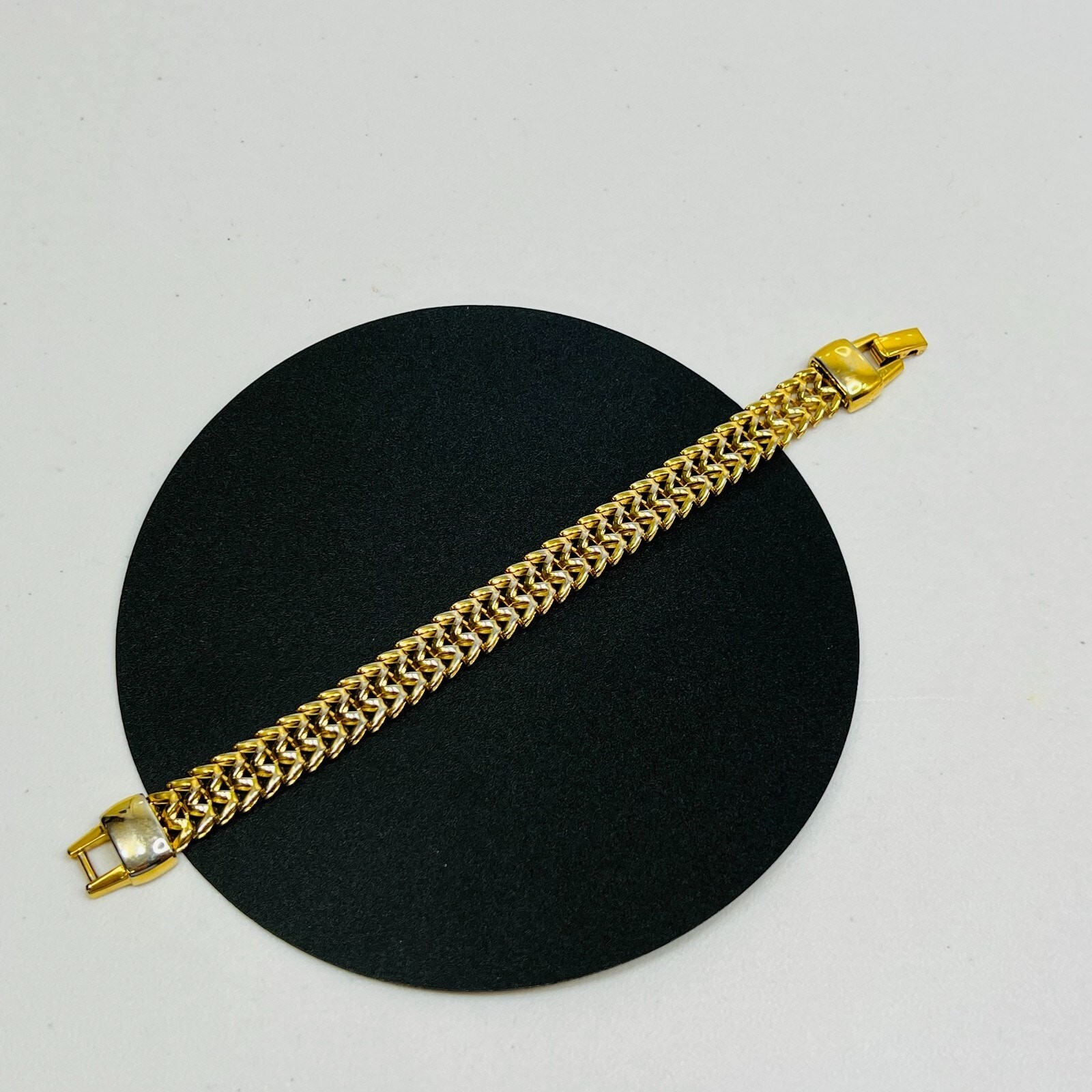 Vintage Bracelet Gold Tone Open Bold Specialty Links 1980s Chain 8 inches