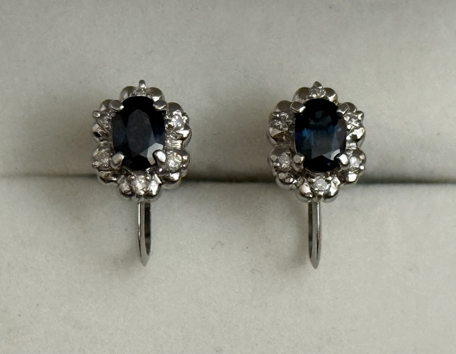 850 Platinum Sapphire And Diamond Non-pierce Screw back Earrings