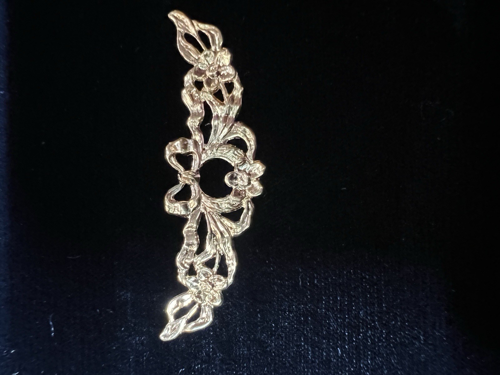 Large Vintage Gold Plated Brass Stamping Bows/Floral Sconce for Jewelry/Crafting