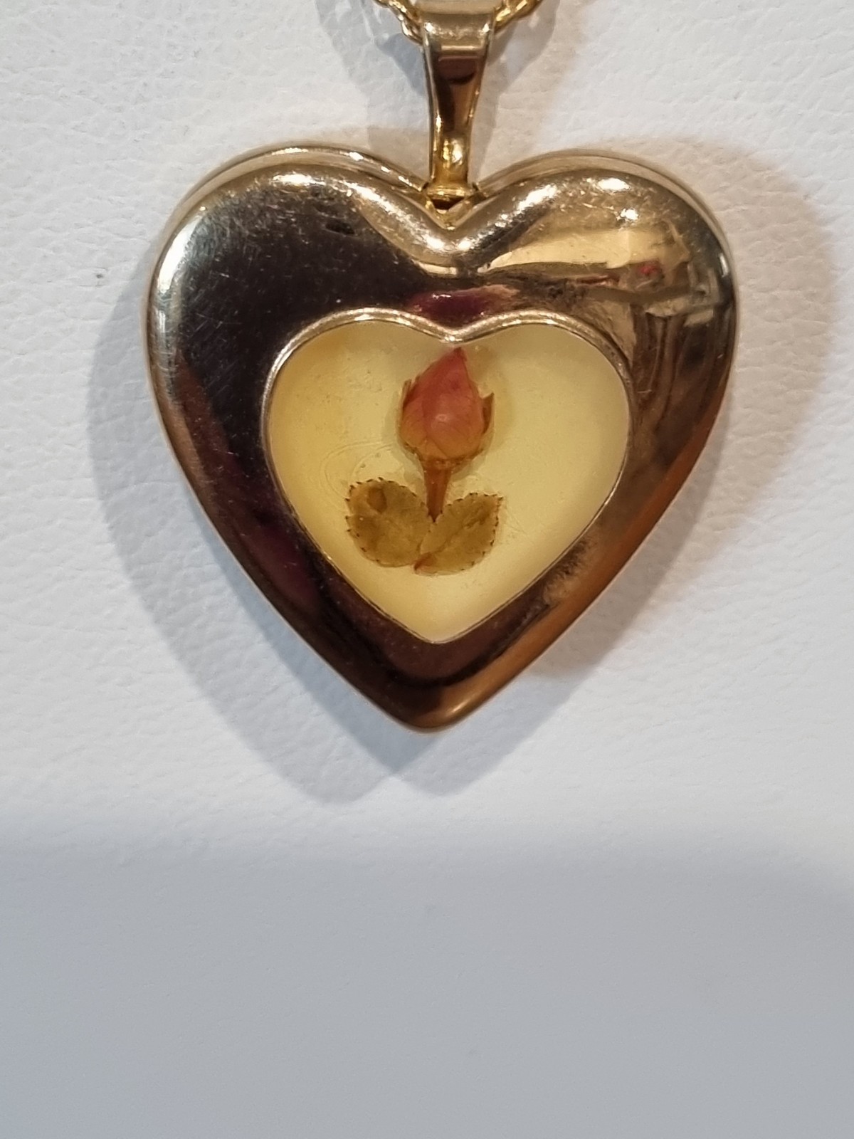 Vintage 14k Gold Filled Perpetual Real Rose bud Heart Locket Chain See Video