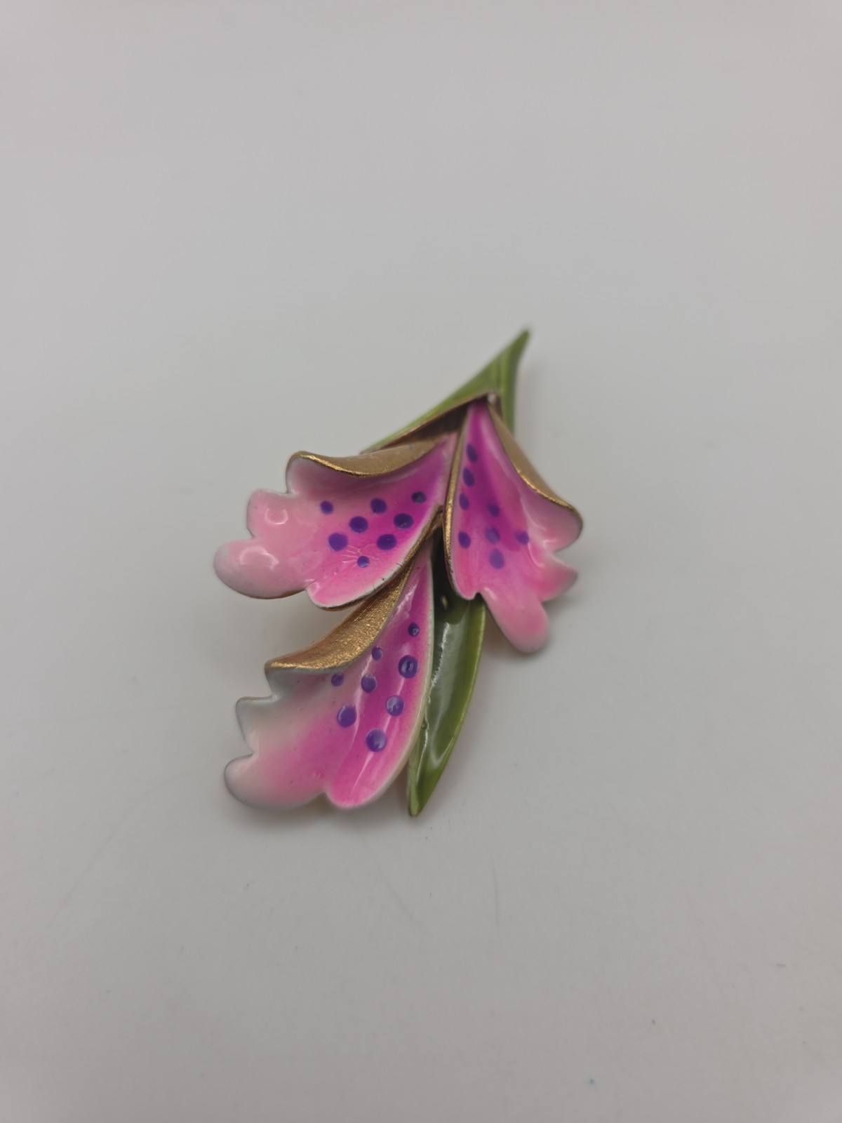 Vintage Corocraft Enameled Pink Purple Lily Orchid Retro Brooch Gold Tone Signed