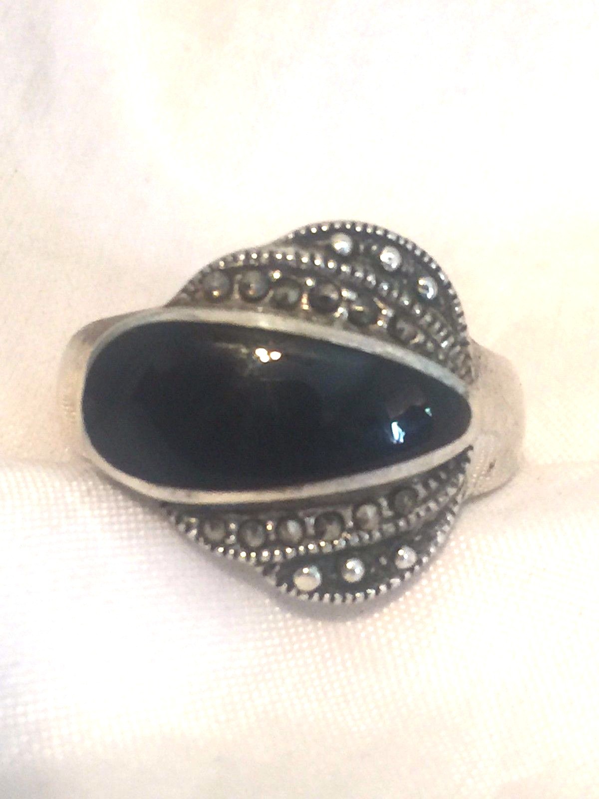 Vintage Sterling Silver Ring Onyx & Marcasite Size 7 5.7g