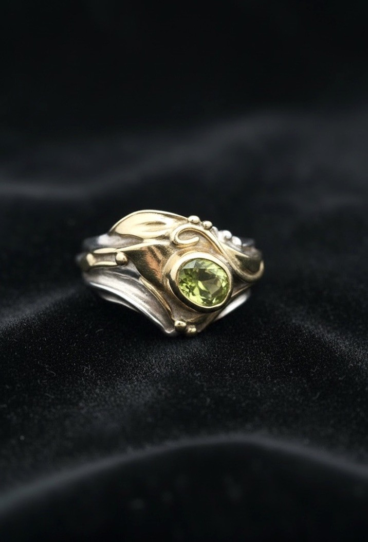 Vintage Art Nouveau Style Peridot Sterling Silver and 14K YG Vermeil Ring Size 8
