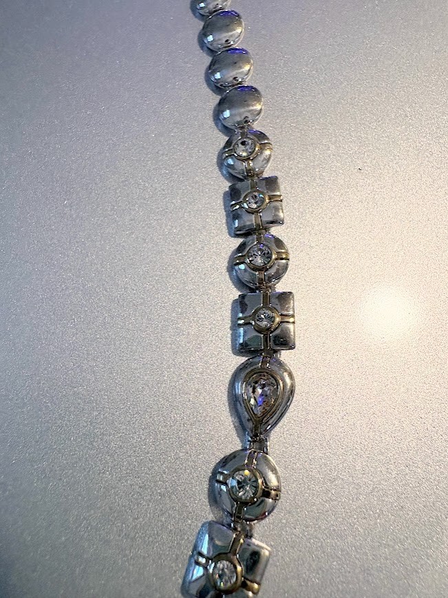 Vintage MONET Signed Two-Tone Silver/Gold Rhinestone Necklace 17″