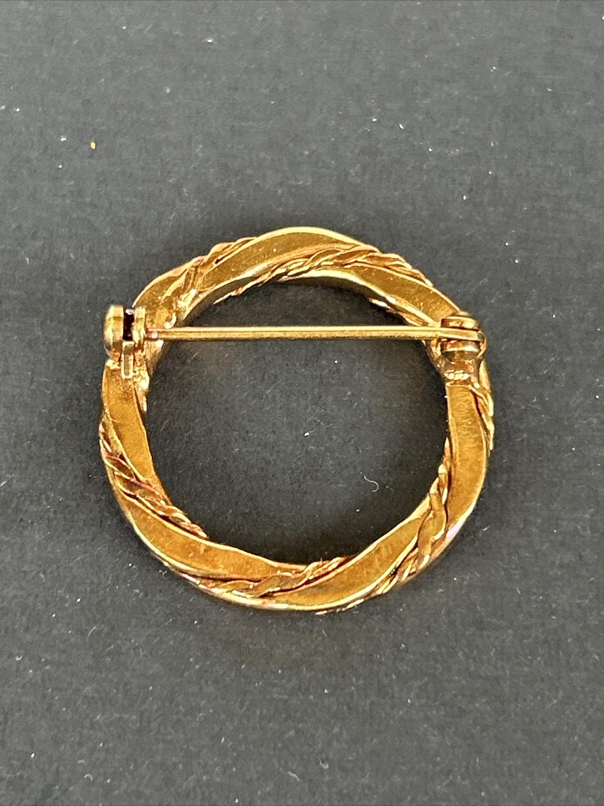 Vintage Copper Tone Circle Brooch Pin Braided Good Weight 1”+