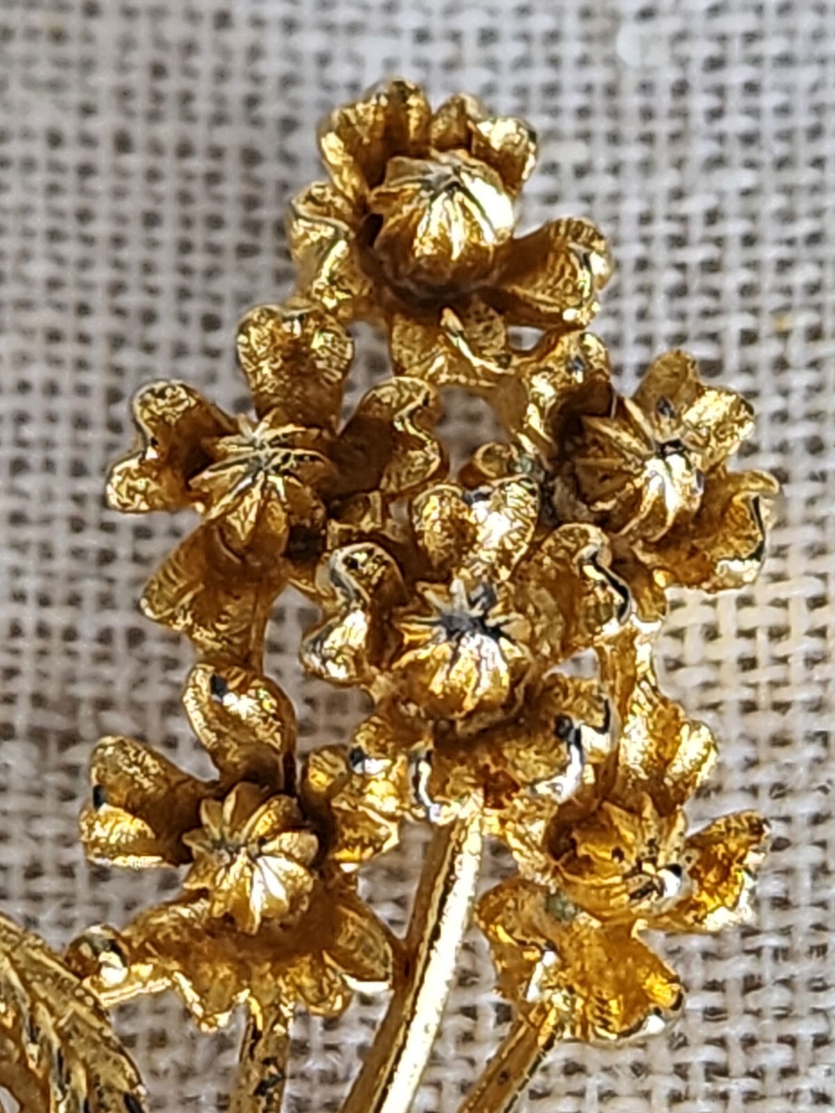 Vintage Gold Tone Brooch Floral Bouquet Prong Set Faux Pearl Pin Romantic Classy