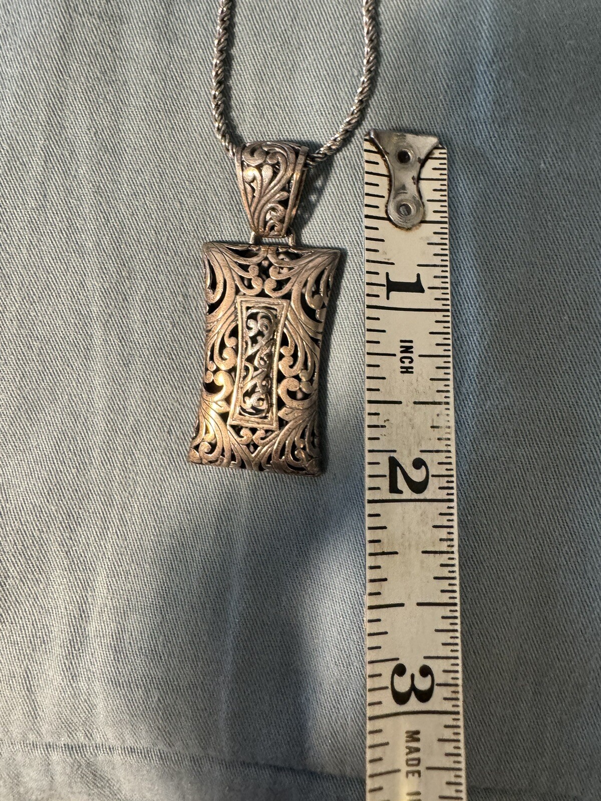 Art Nouveau Necklace 925 Sterling VTG 3/4 In Bale 17.5 In Drop 1.5 In Pendant