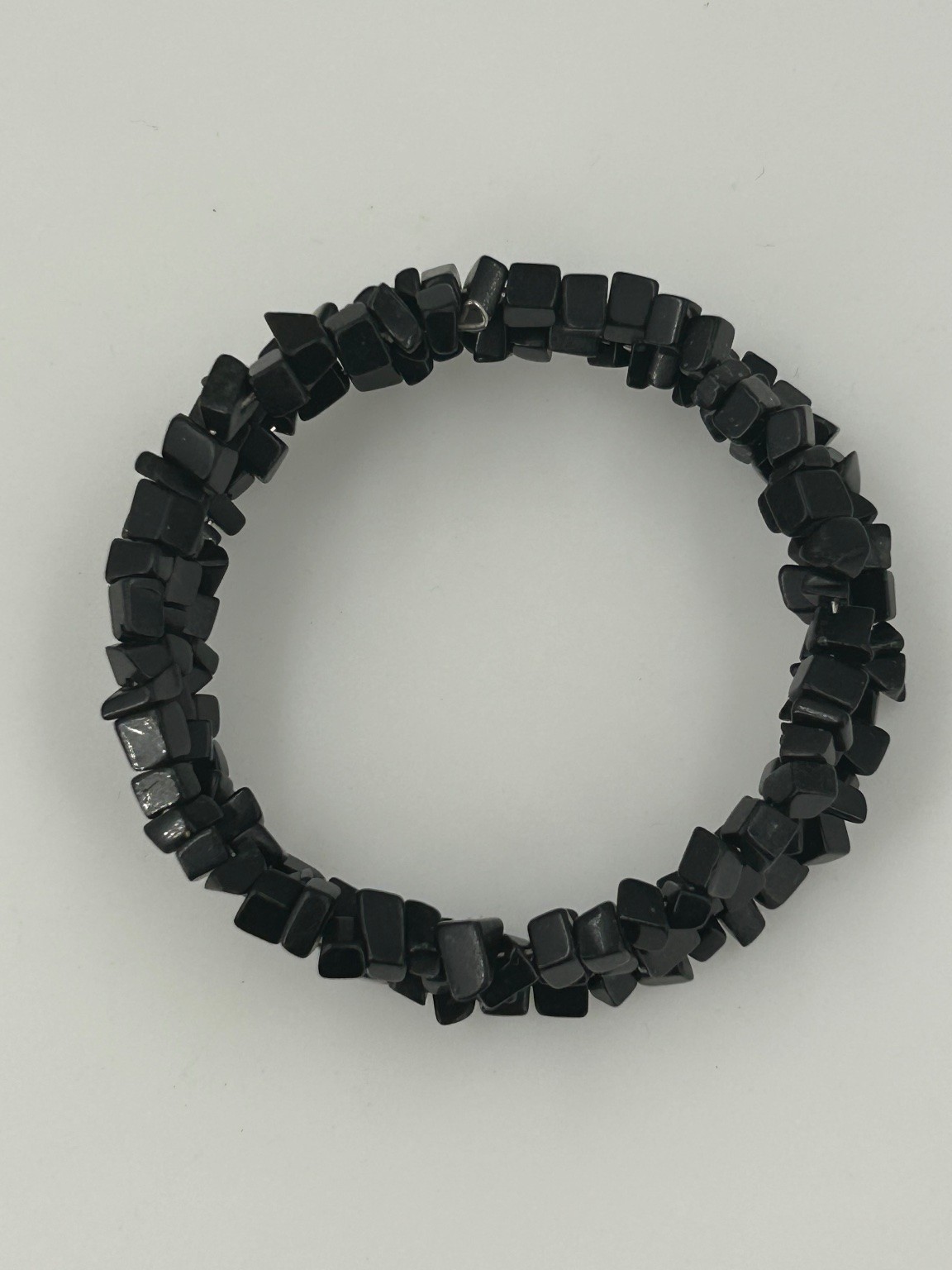 Vintage Black Stone Chip Coil Wrap Stretch Bracelet Multi-Strand