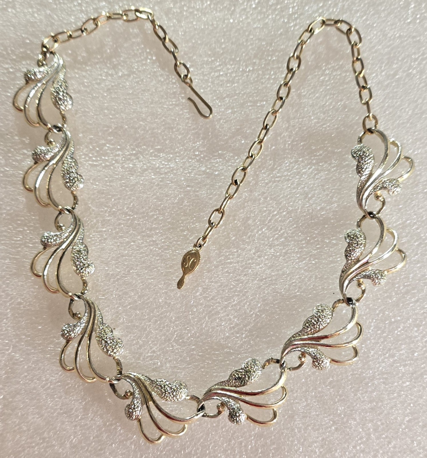 Vintage signed Sarah Cov 2 Tone Link & Articulated Pendant Necklace Jewelry Lot