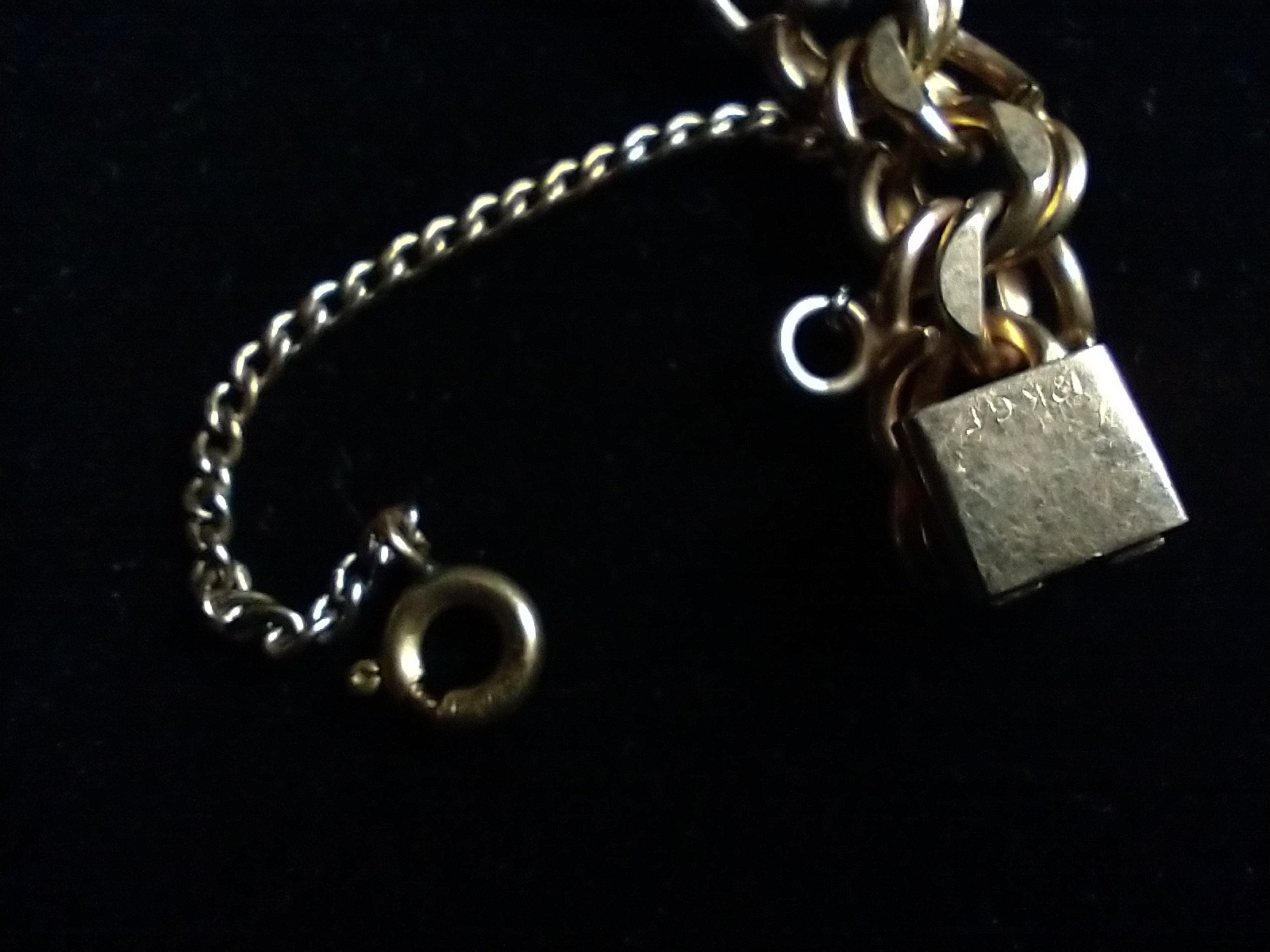 Vtg 12K GF Heavy Double Link Bracelet Safety Chain Locking Clasp 7.5″ 12.8g