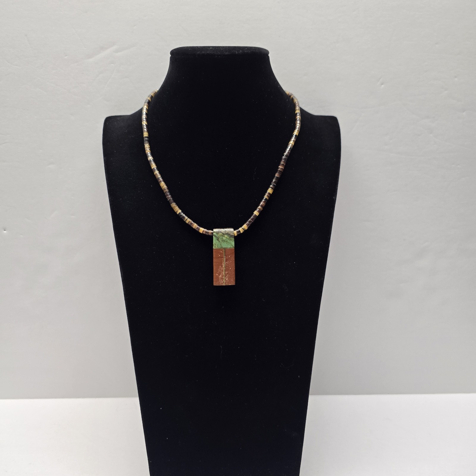 925 Sterling Clasp Heishi Necklace With Stone Inlay Pendant Southwestern 16″