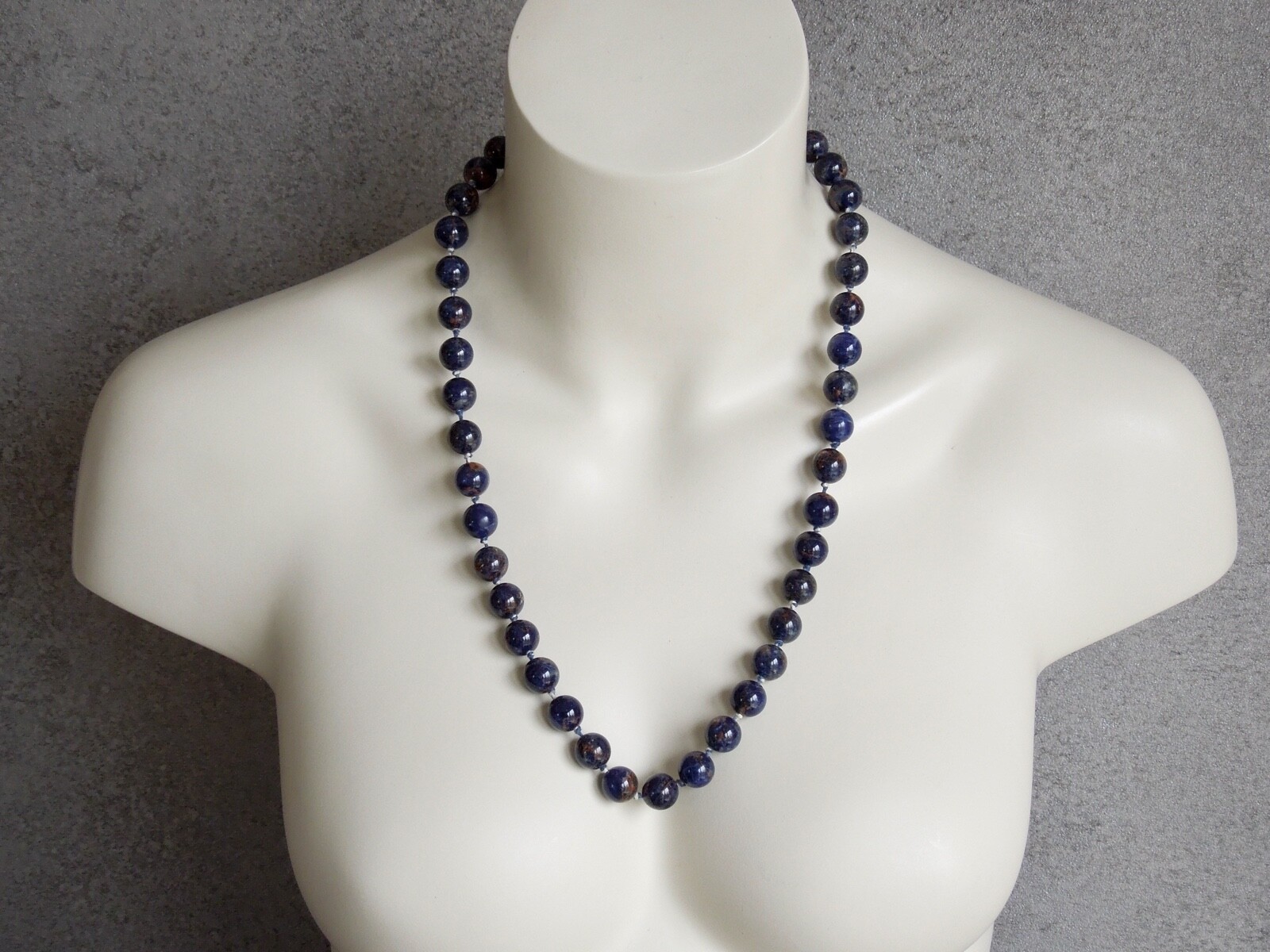Massive Sodalite Jasper Ball Chain Individual Knotted 3.3oz/25 13/16in / Ø 0 1/