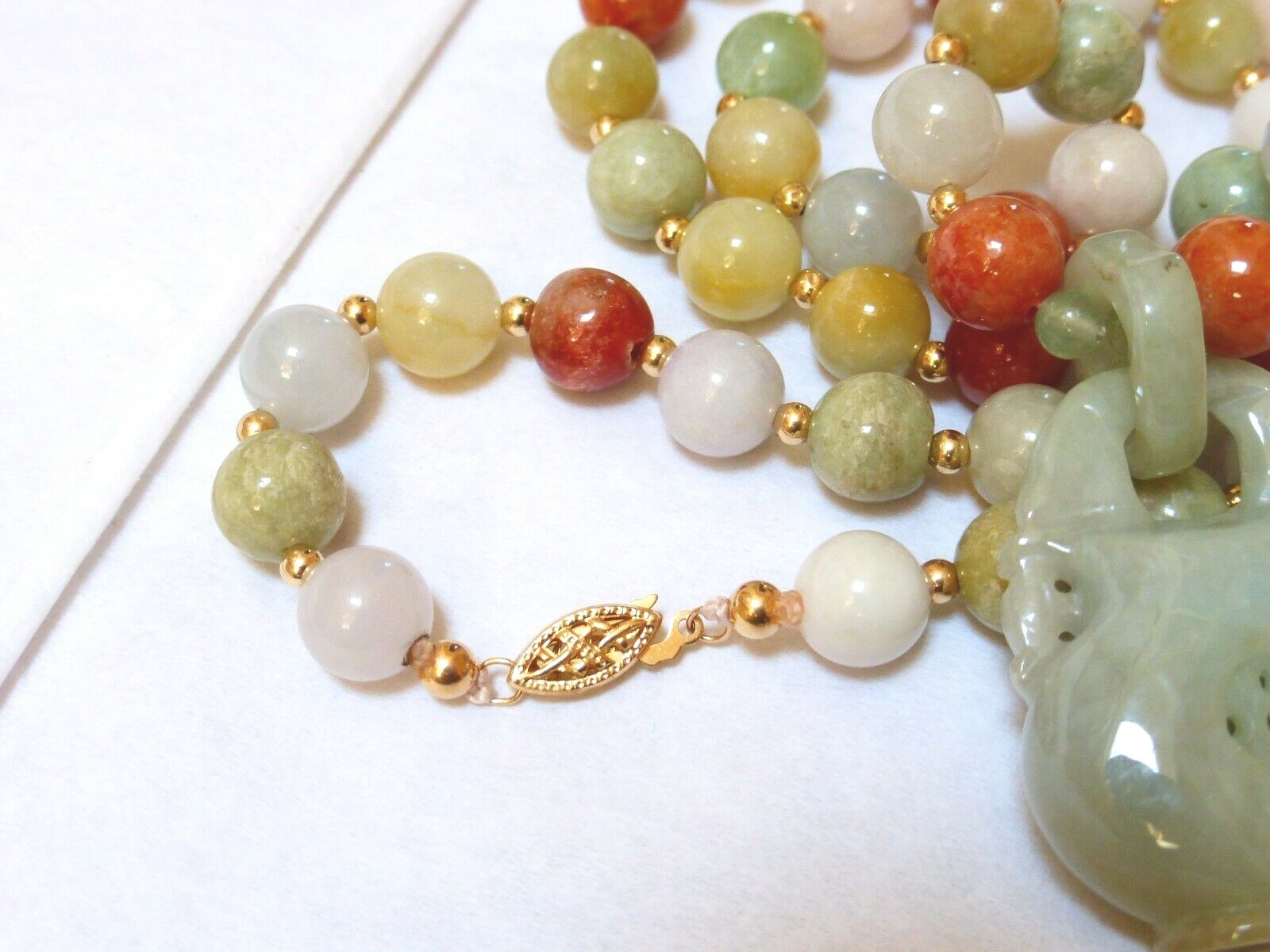 Vintage Chinese 14K GOLD Multi-Color Jade 9mm Beads Necklace Pendant, 22″