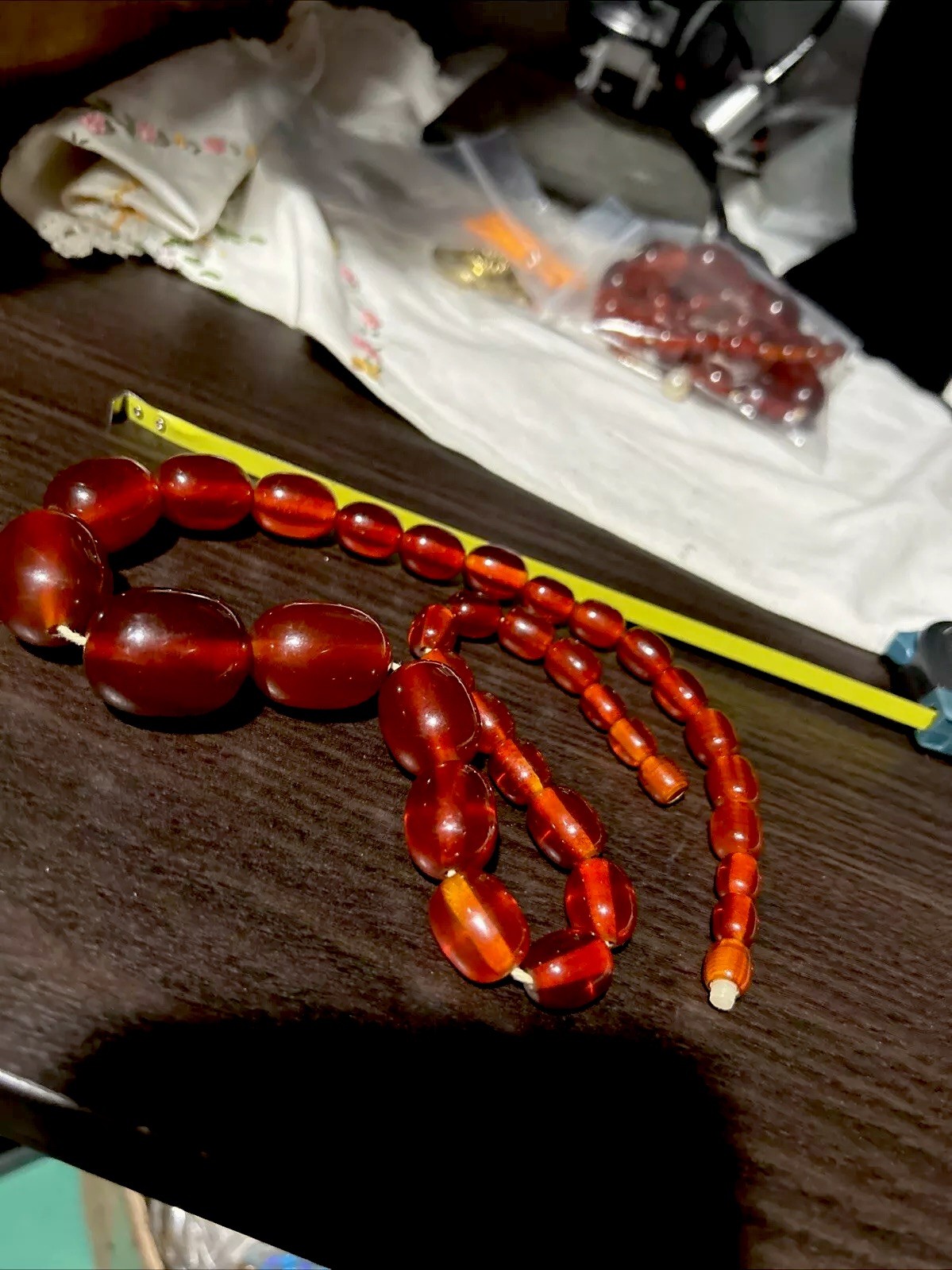 VINTAGE 64g GORGEOUS BAKELITE CHERRY AMBER TRANSLUCENT BEADS 21” NECKLACE Test