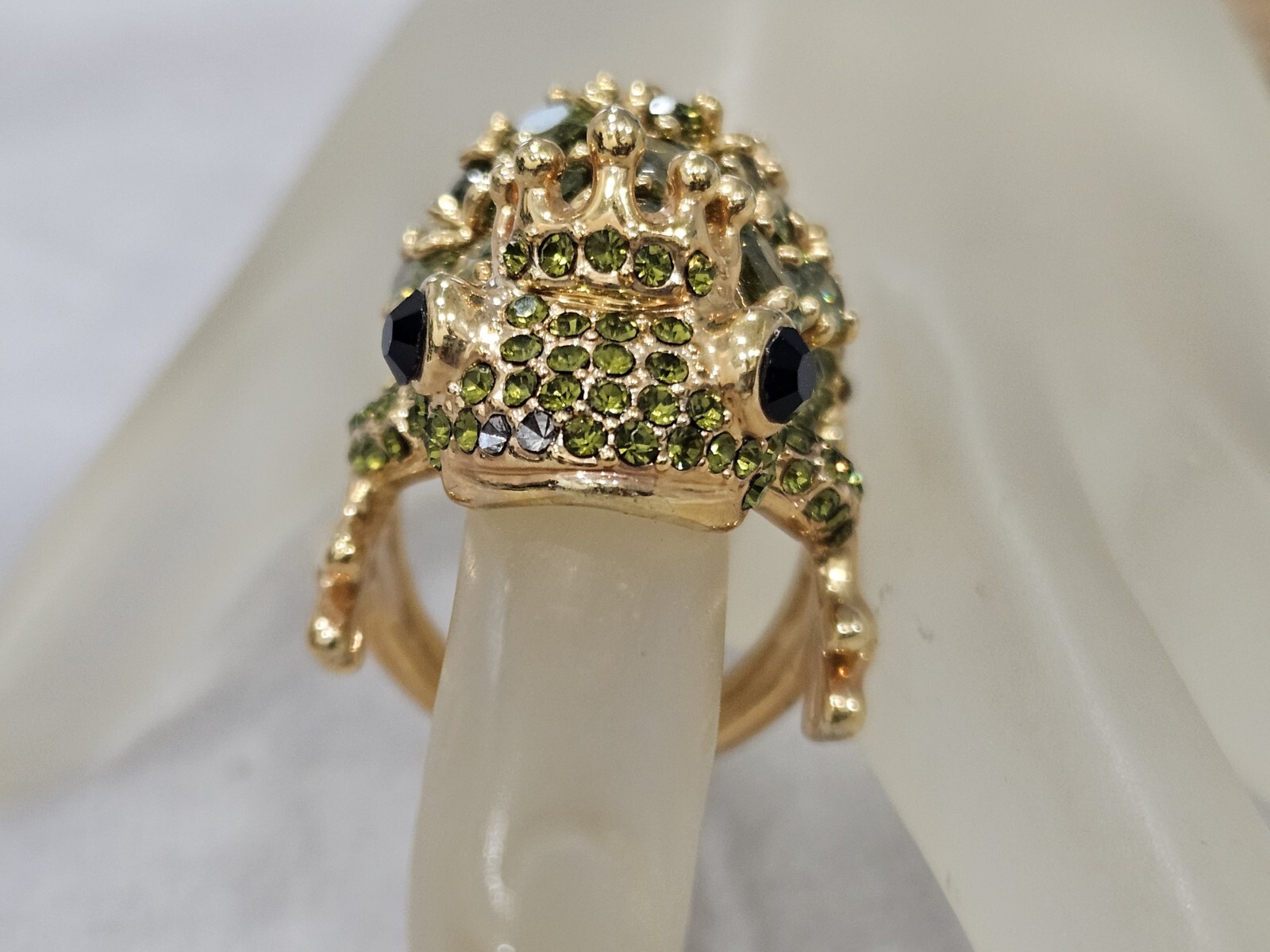 Real Collectibles By Adrienne Whimsical gold tone green crystal frog Signed PJM.