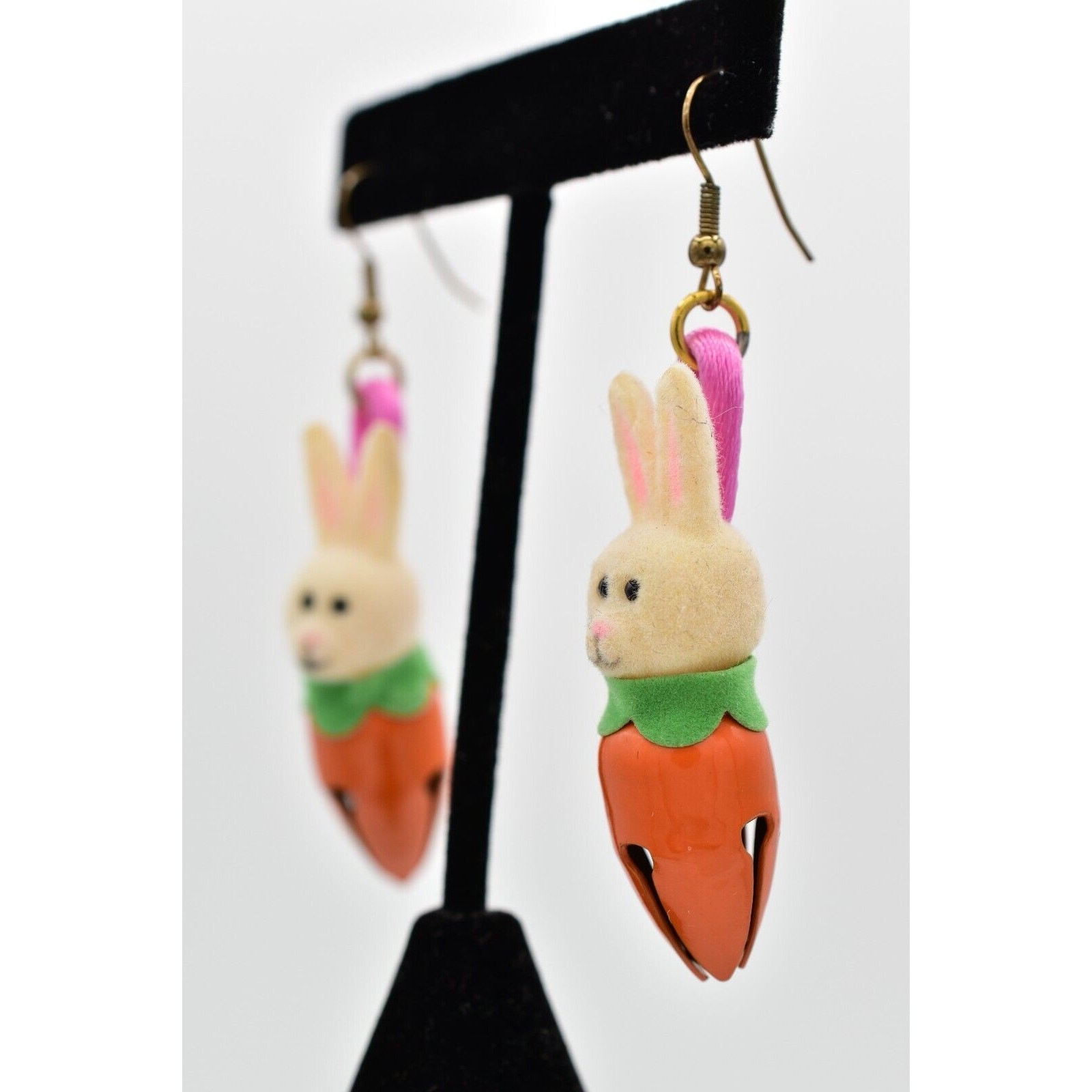 Vintage Easter Bunny Earrings White Velvet Rabbit Carrot Bell Dangle 1980s 9D