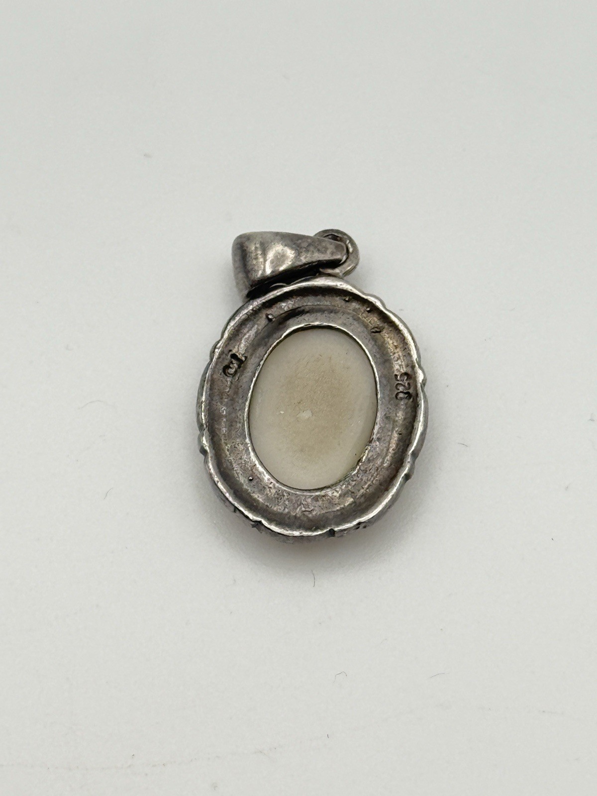 Vintage CW 925 Sterling Silver Mother of Pearl Mosaic Inlay Pendant 4.97g Shell