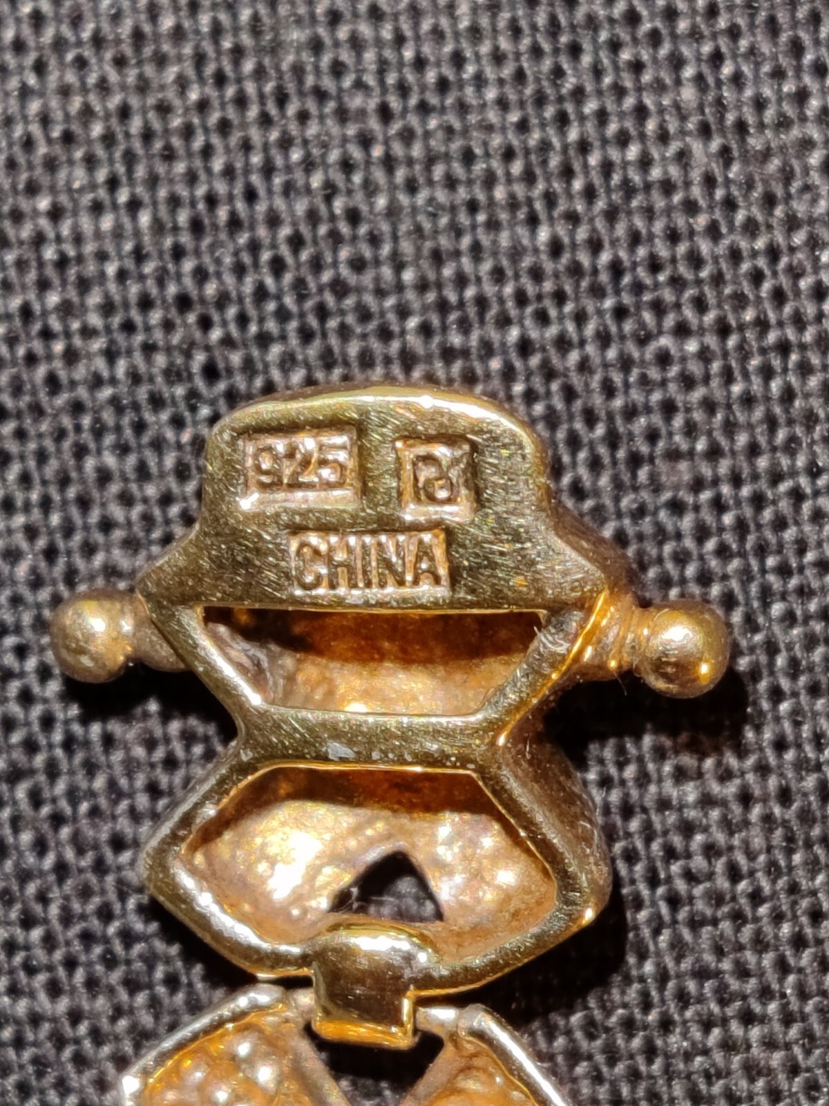 Vintage Gold Vermeil On Sterling Silver 925 X Design bracelet 2 safety Clasps
