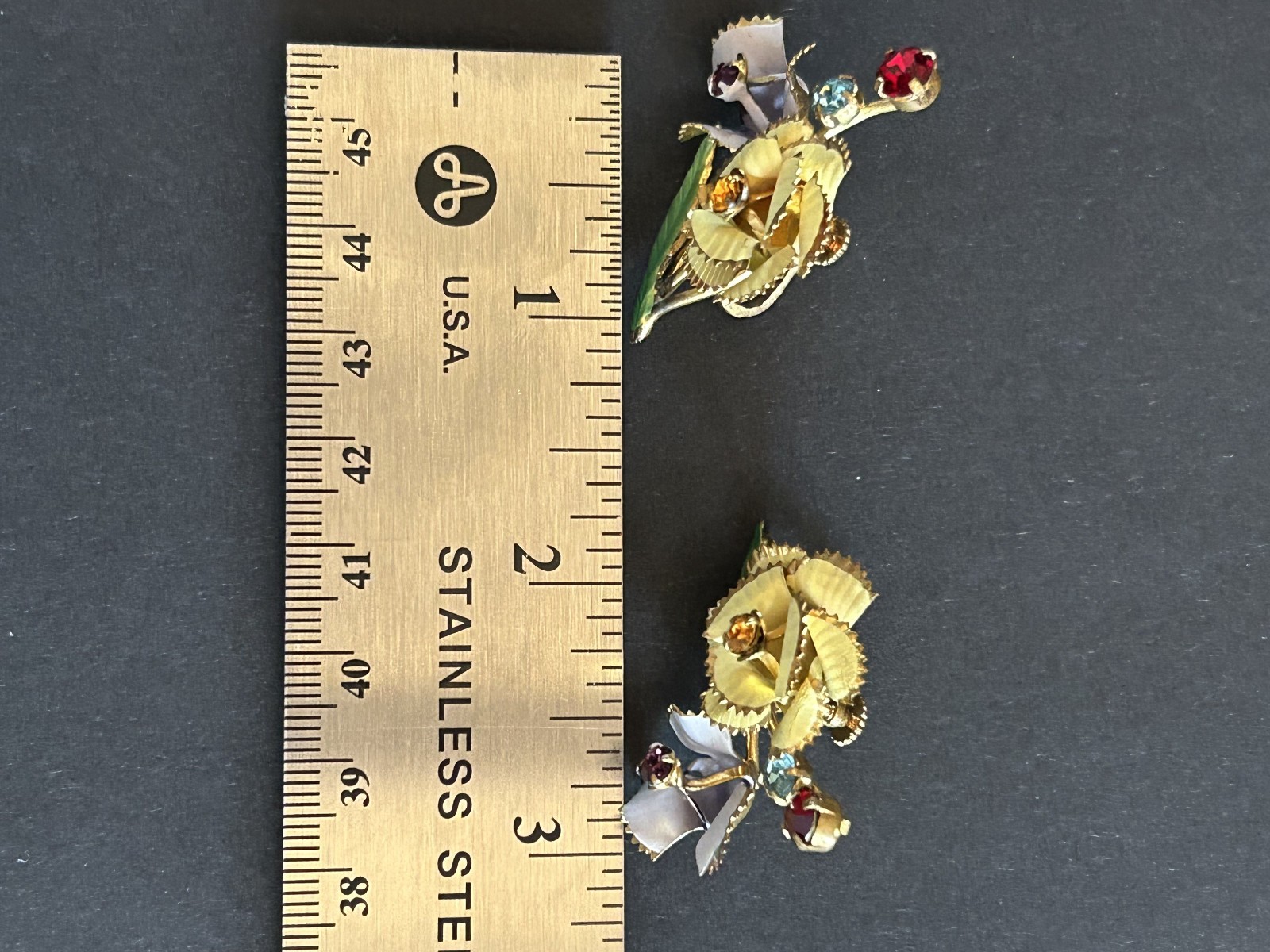 Vtg set of Austrian enamel floral pin & earrings