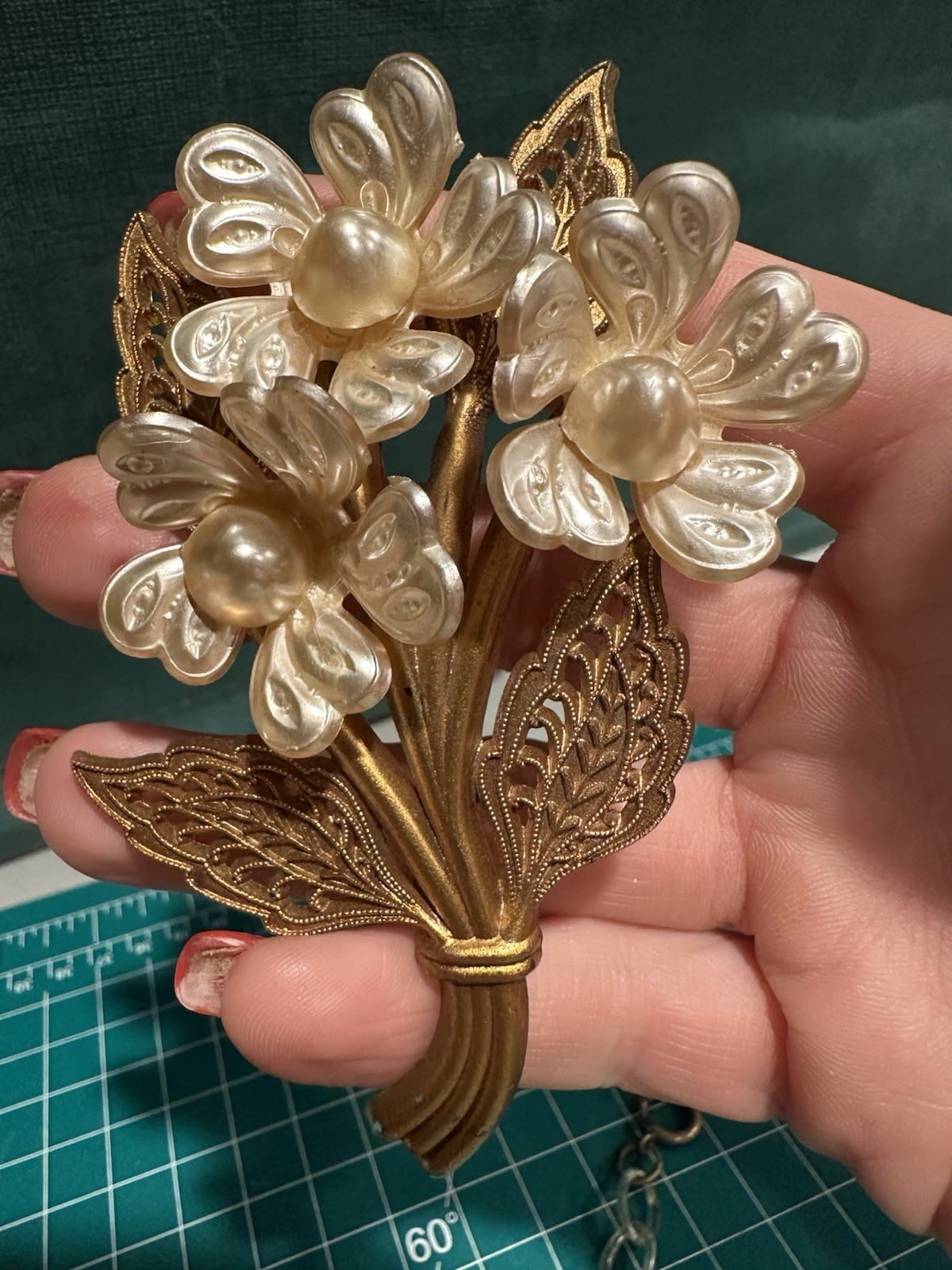 Vintage Ivory Gold Celluloid Floral Necklace 2 Brooches Pins Set Estate Jewelry