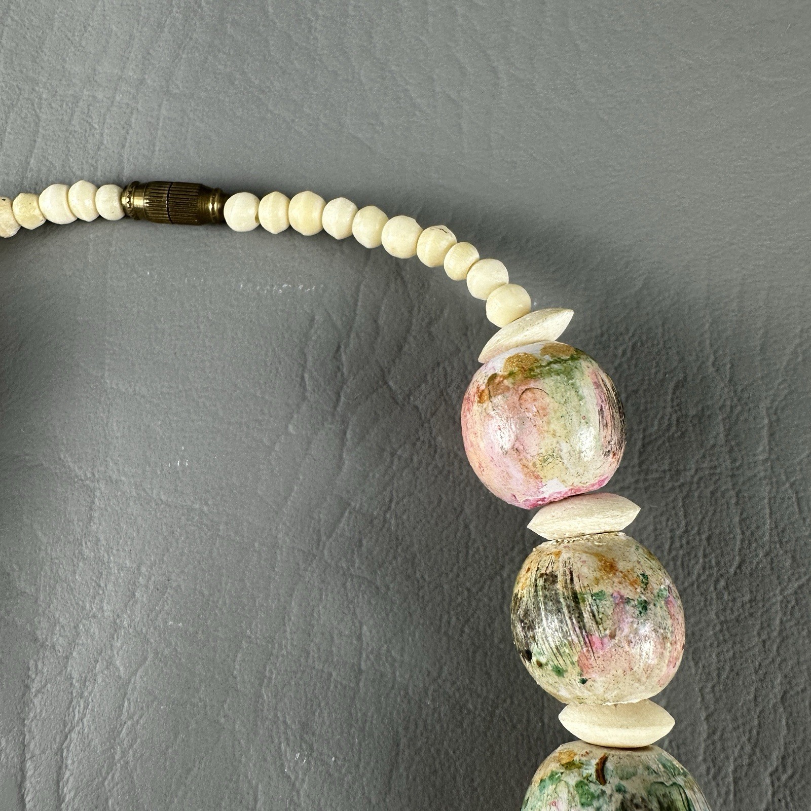 Vintage Hand Painted Necklace Bird Bead Artisan Wood 27”