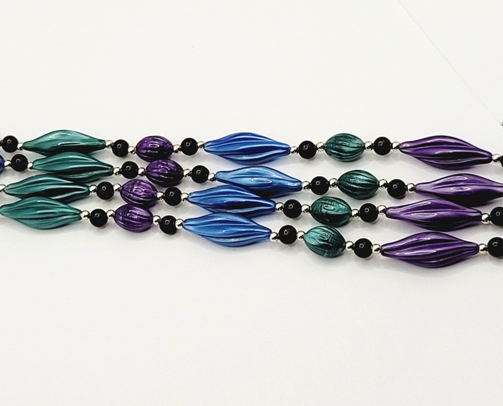 Peacock Colors Purple & Blues Gold Tone Acrylic Lucite Beaded Vintage Necklace