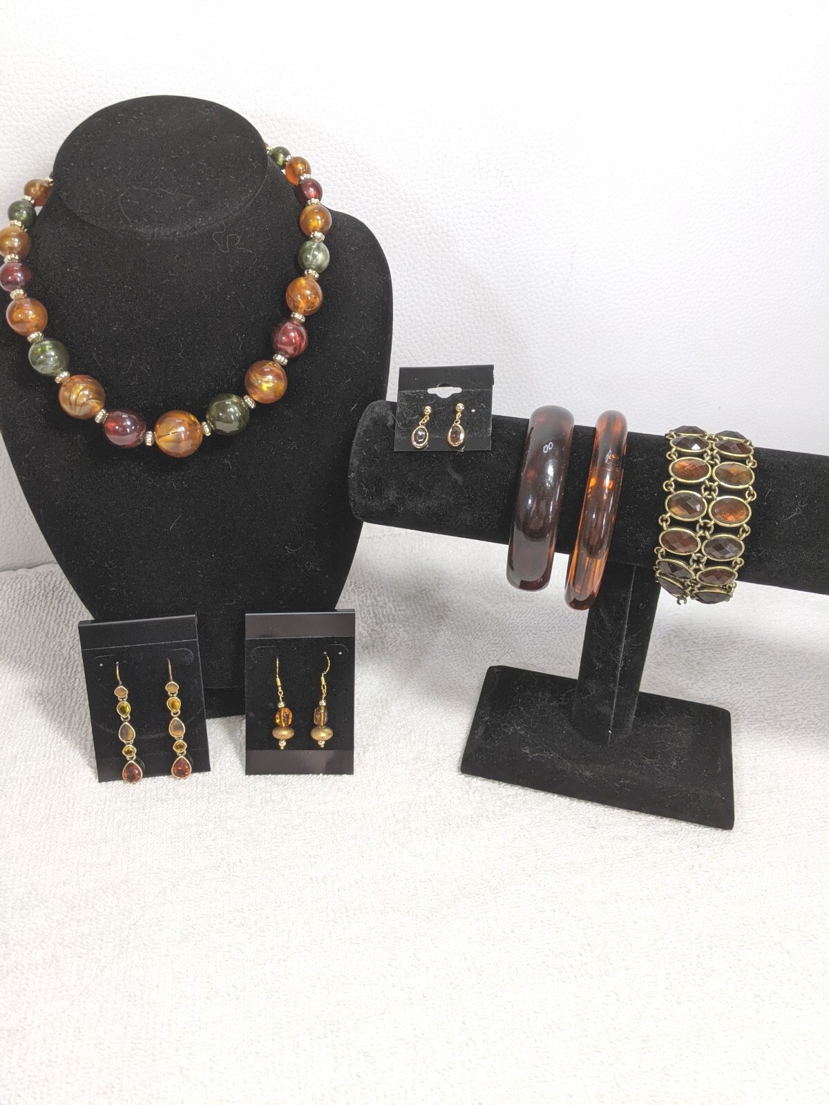 Amber Colored Jewelry Lot Vintage Marbled Lucite Glass Lia Sophia Bracelet