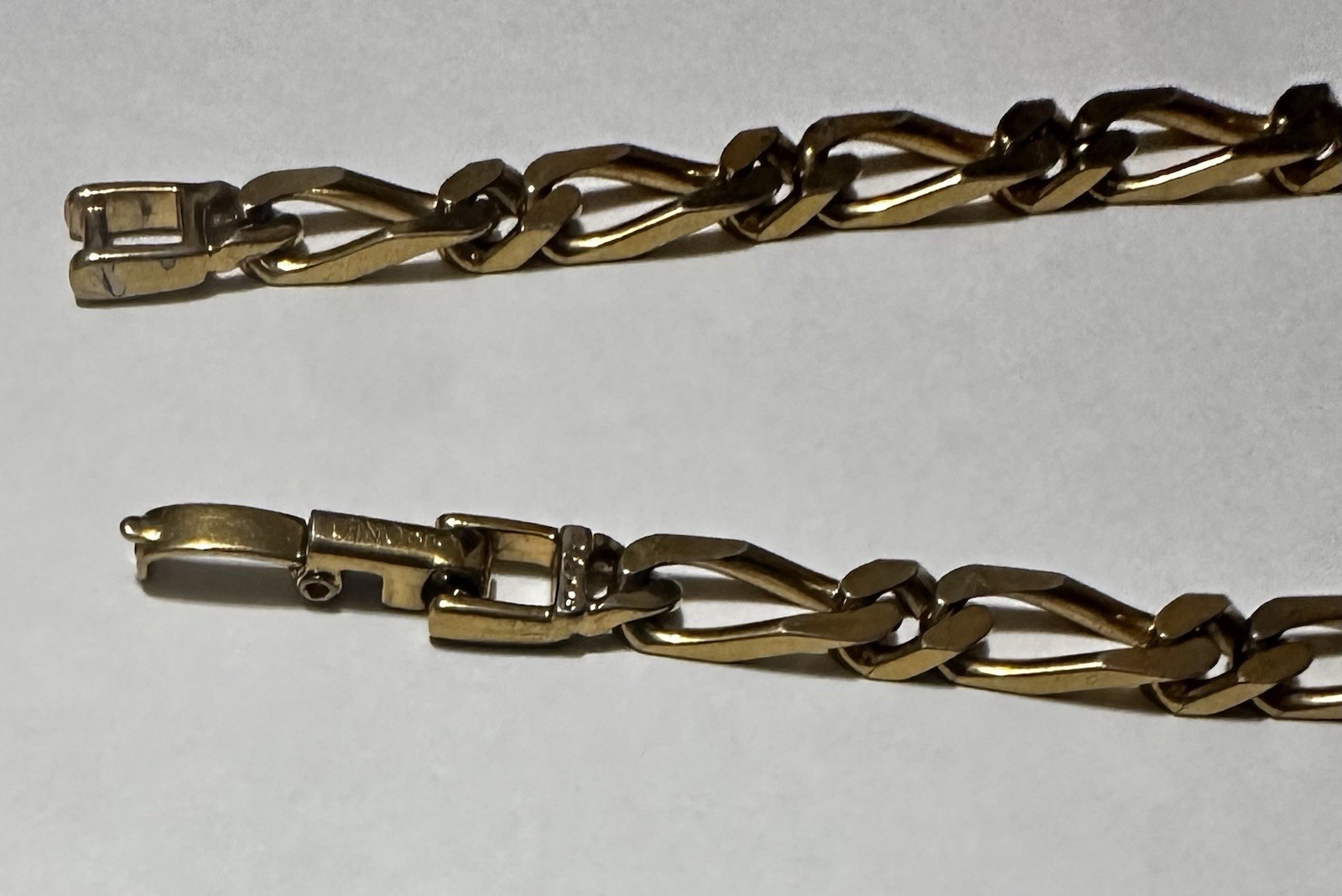 Vintage 1970s Signed Monet Gold-Tone Figaro Chain Necklace 19.5”