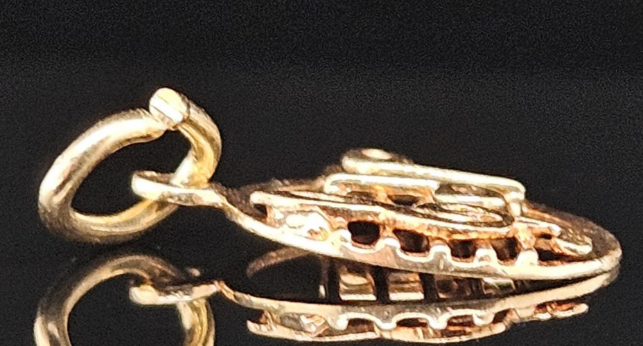 14K Gold SHEET MUSIC NOTES Charm Pendant Scale Treble Clef Musical Vintage