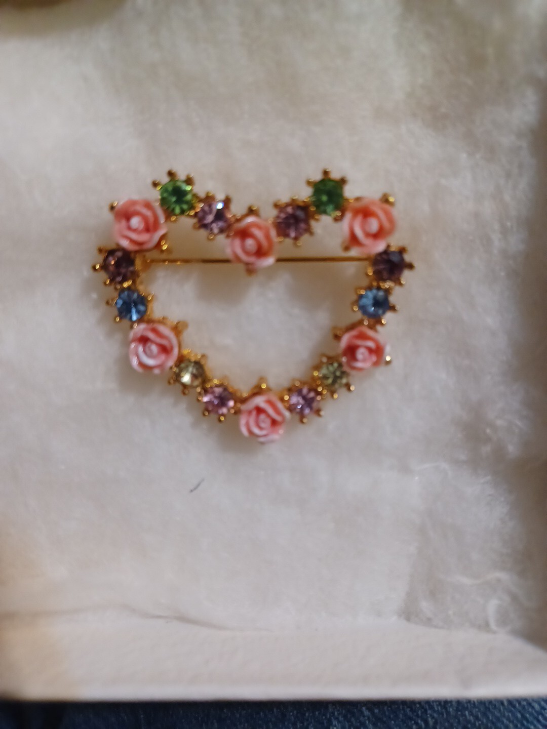 Vintage Rhinestone Heart AVON 1980s Hearts and Flowers Pink pin Mothers day