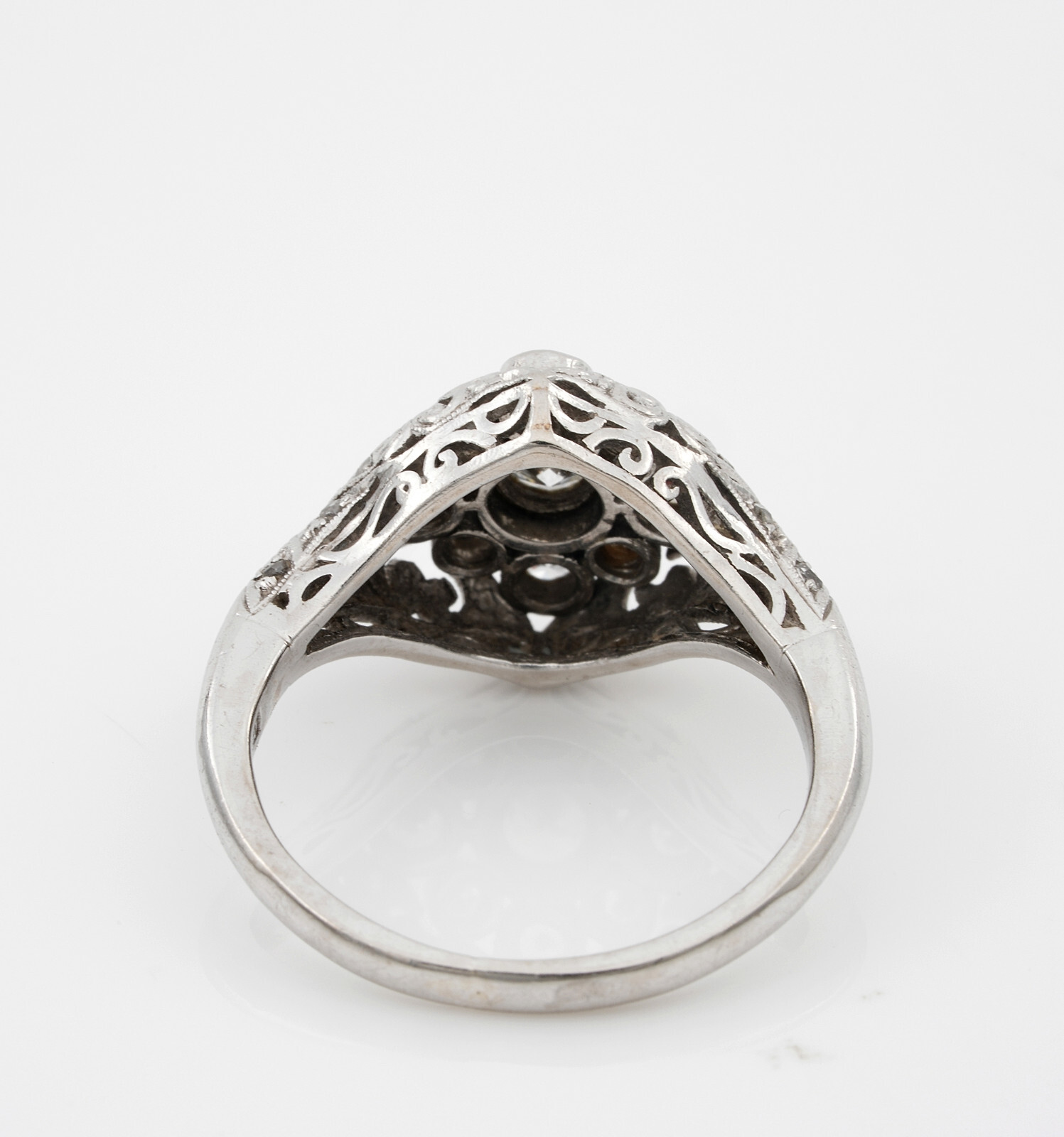 Art Nouveau .75 Ct Diamond F VVS/VS Platinum Rare Engagement ring
