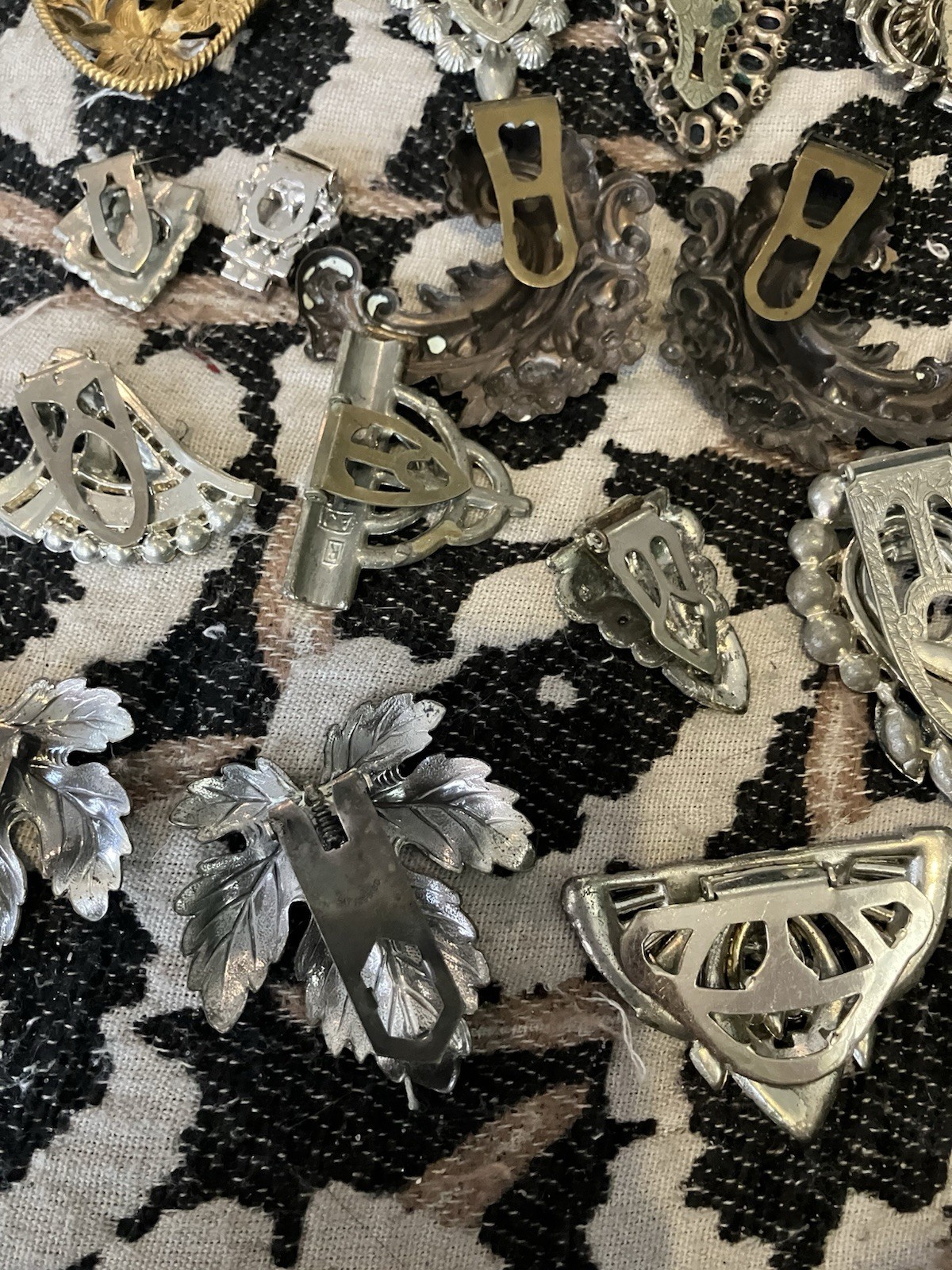Art Deco Dress Clip Lot 20 1930s Rhinestone Clips Vintage Jewelry Brooch