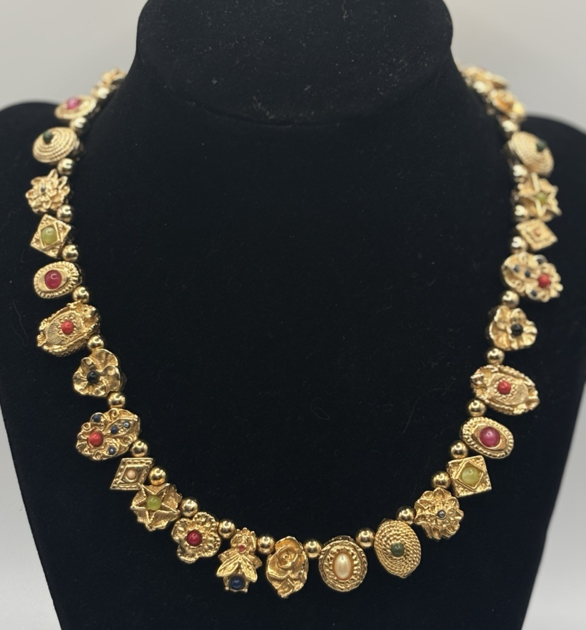 RARE Vintage Unsigned Goldette Victorian Revival Sliding Charm Necklace 16″