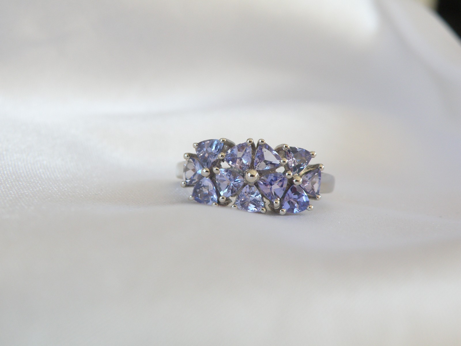 Vintage Sterling Silver 925 Natural Heated Tanzanite Band Ring Size 7