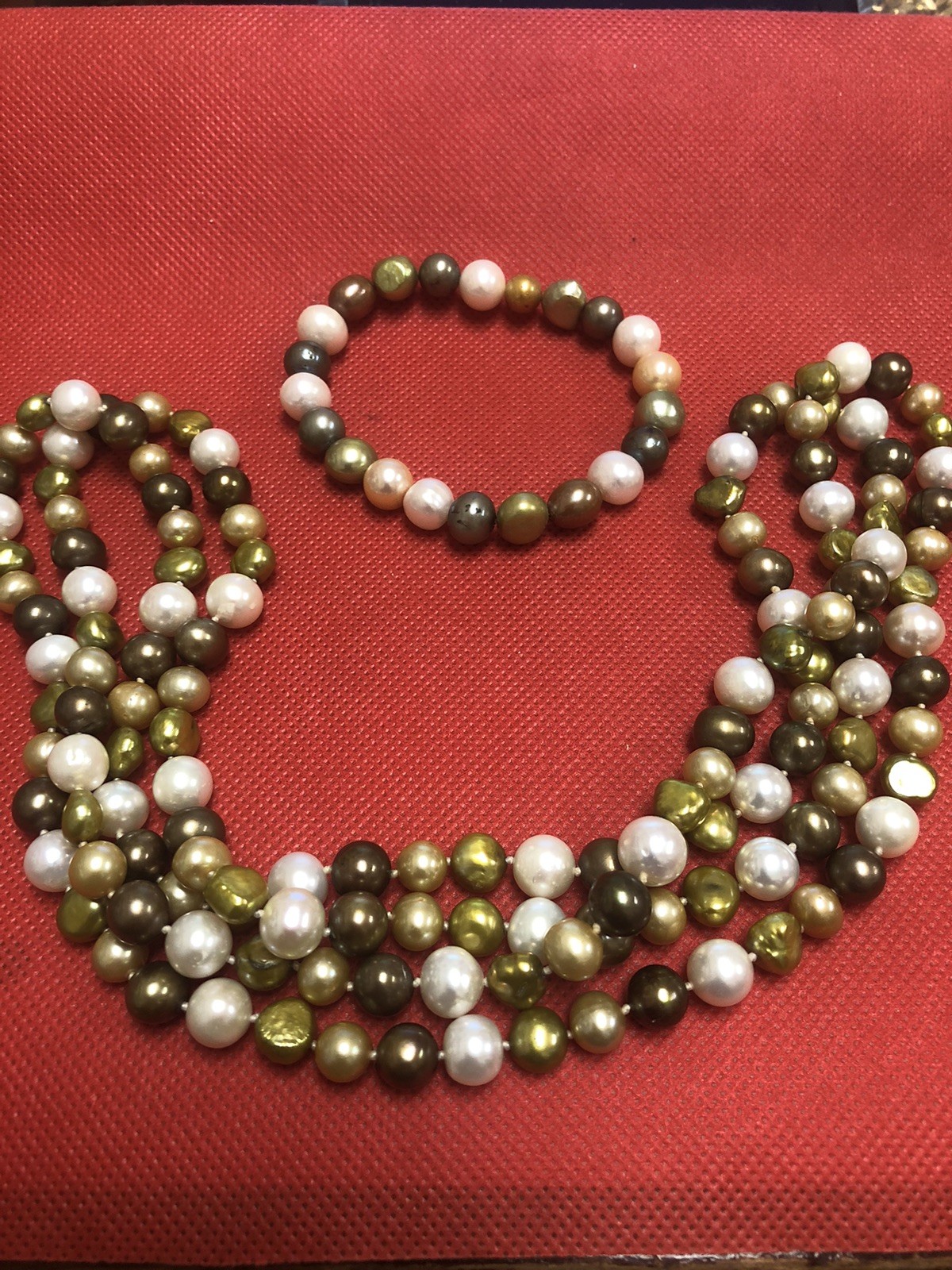 VTG MULTICOLORED FRESH WATER CULTURED SINGLE STRAND NECKLACE & STRETCH BRACELET