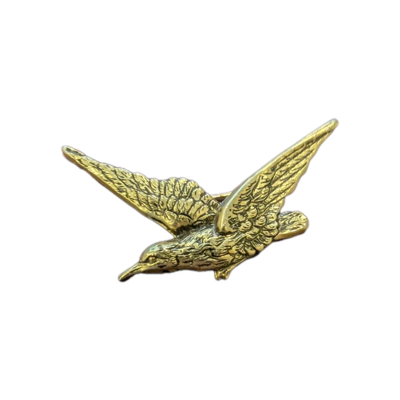 Vintage Gold Tone Flying Seagull Bird Brooch Pin Detailed Feathers Figural