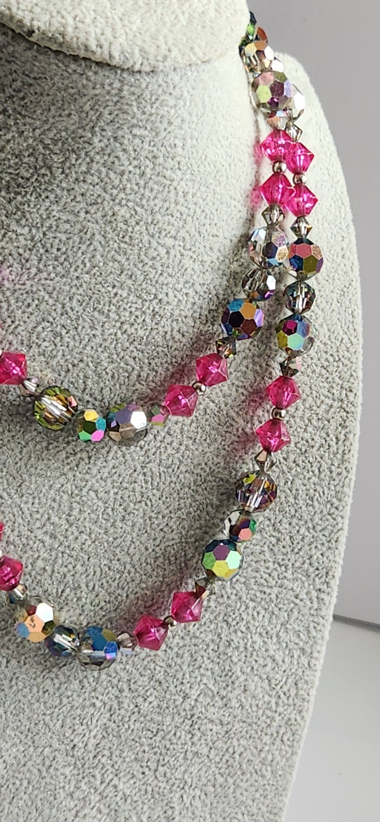 Vintage AB Pink Gunmetal Faceted 26″ Silvertone Glass And Acrylic Necklace