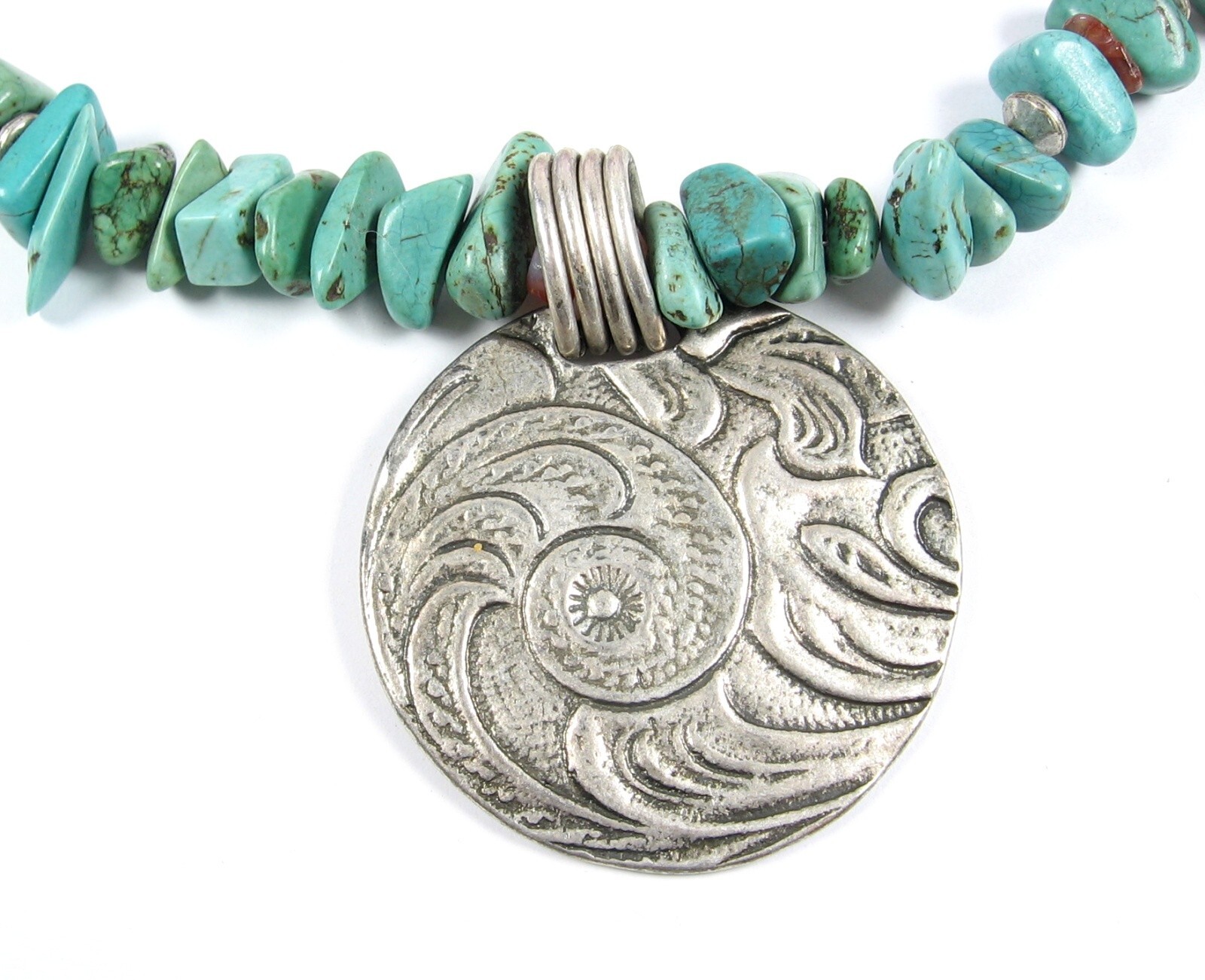 COLDWATER CREEK Vintage Green Turquoise Stone Bead Spiral PENDANT Silvertone 18″