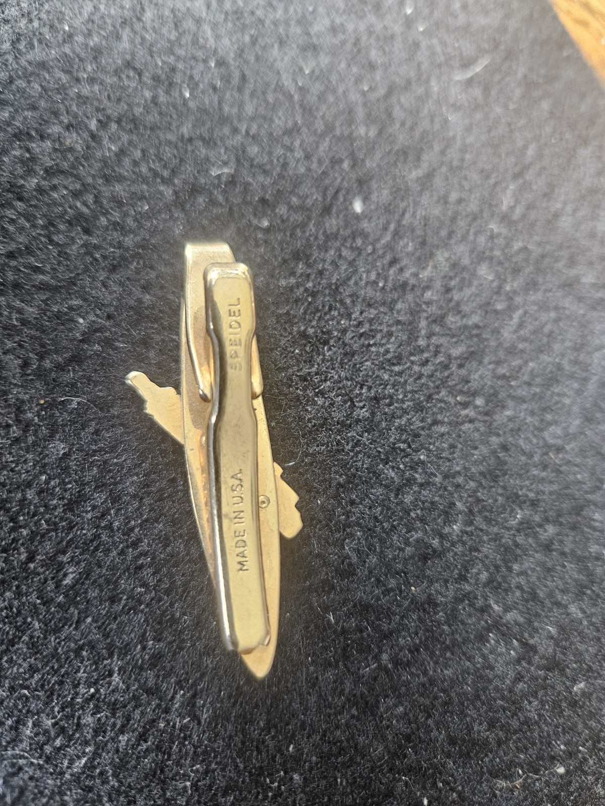 Vintage Advertising AC Delco Spark Plug Gold Tone Tie Bar Clip Clasp 1-7/8″ USA