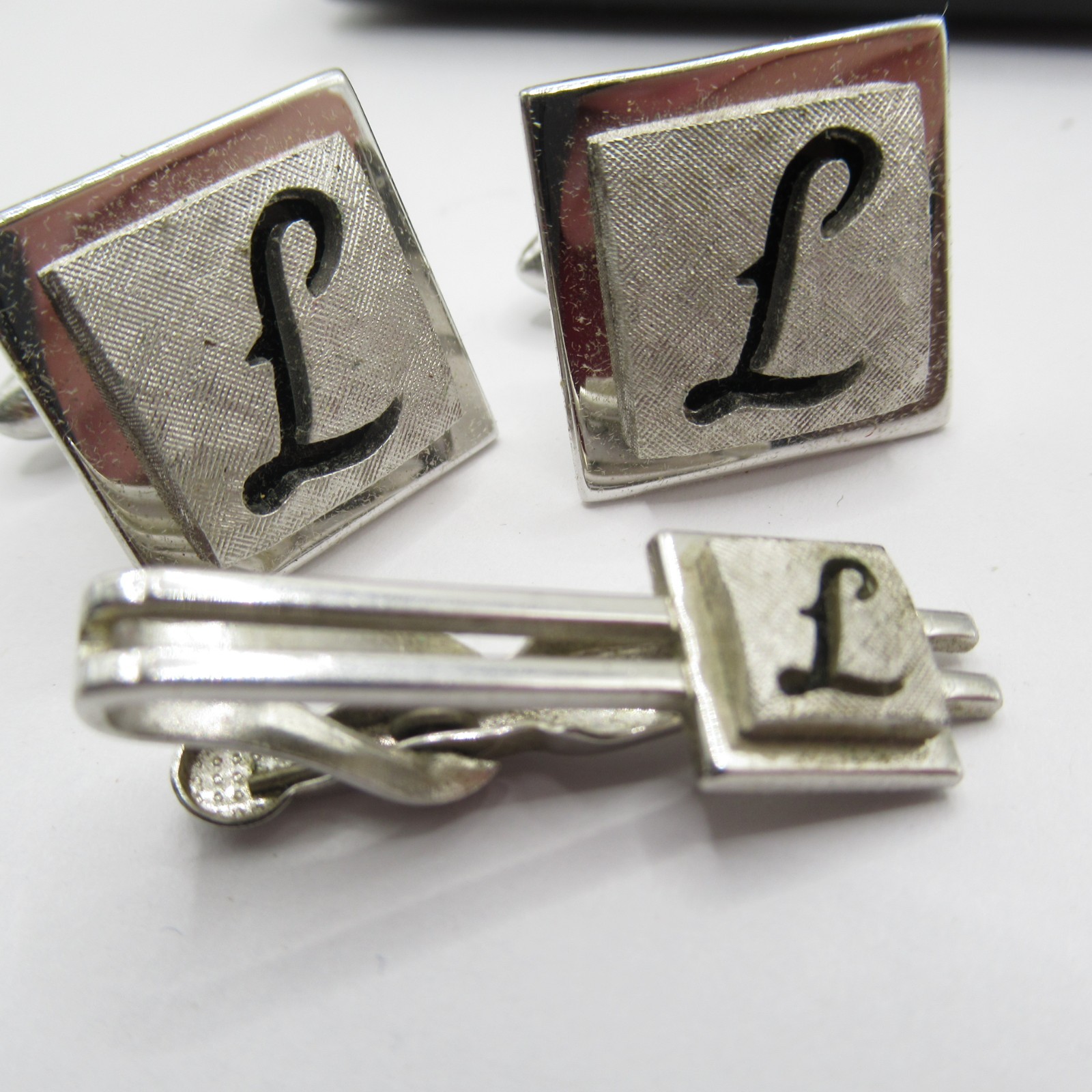 Swank Set Letter Initial L Cufflinks Tie Clip Vintage in Box Signed