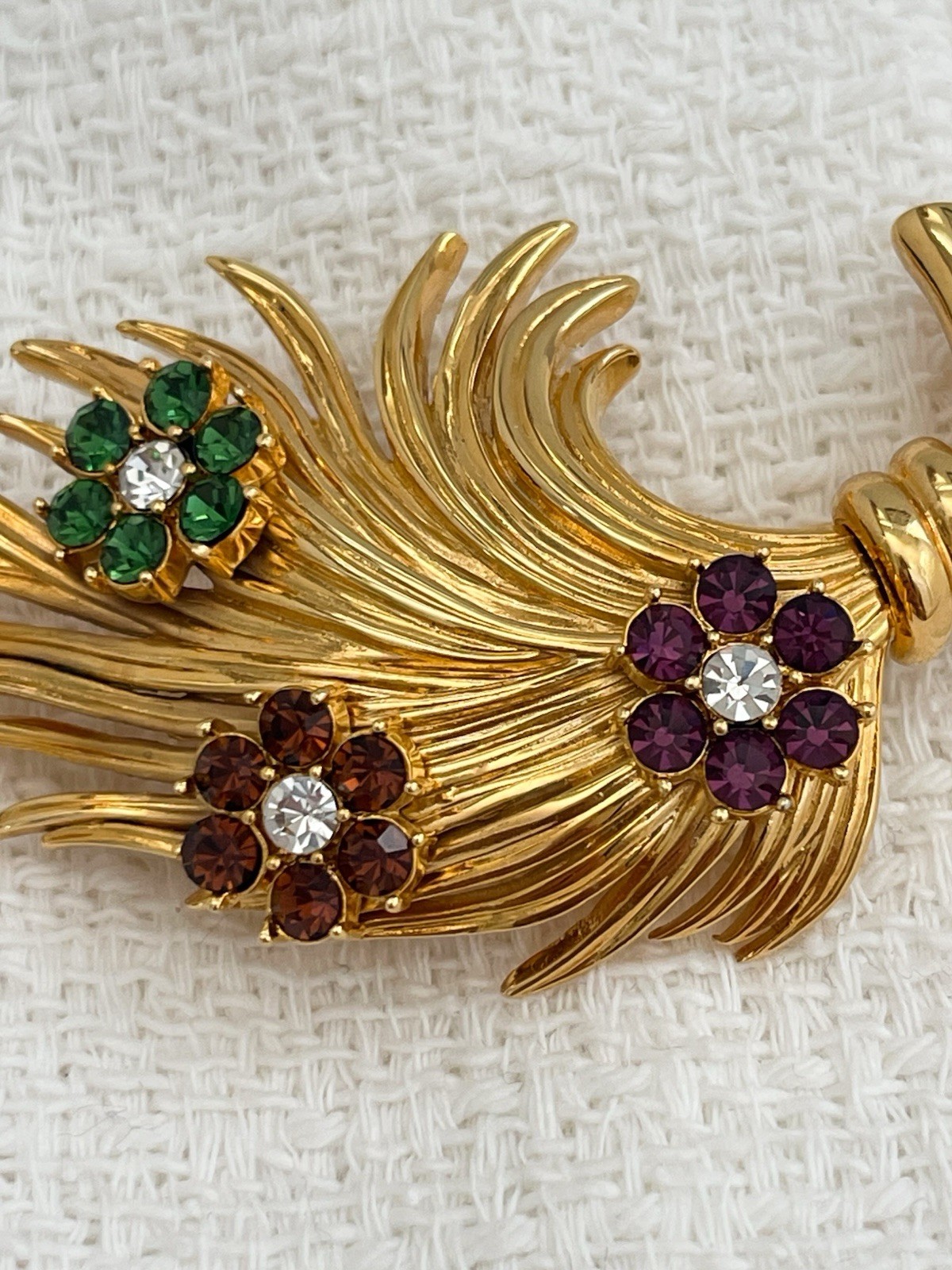 Vtg Signed Carolee Flower Bouquet Green Purple Brown Rhinestones Textured Brooch