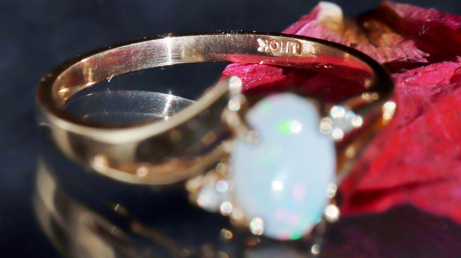 10k yellow gold size 5 ring 0.355ct Australian fiery opal diamond 1.52gr N3815