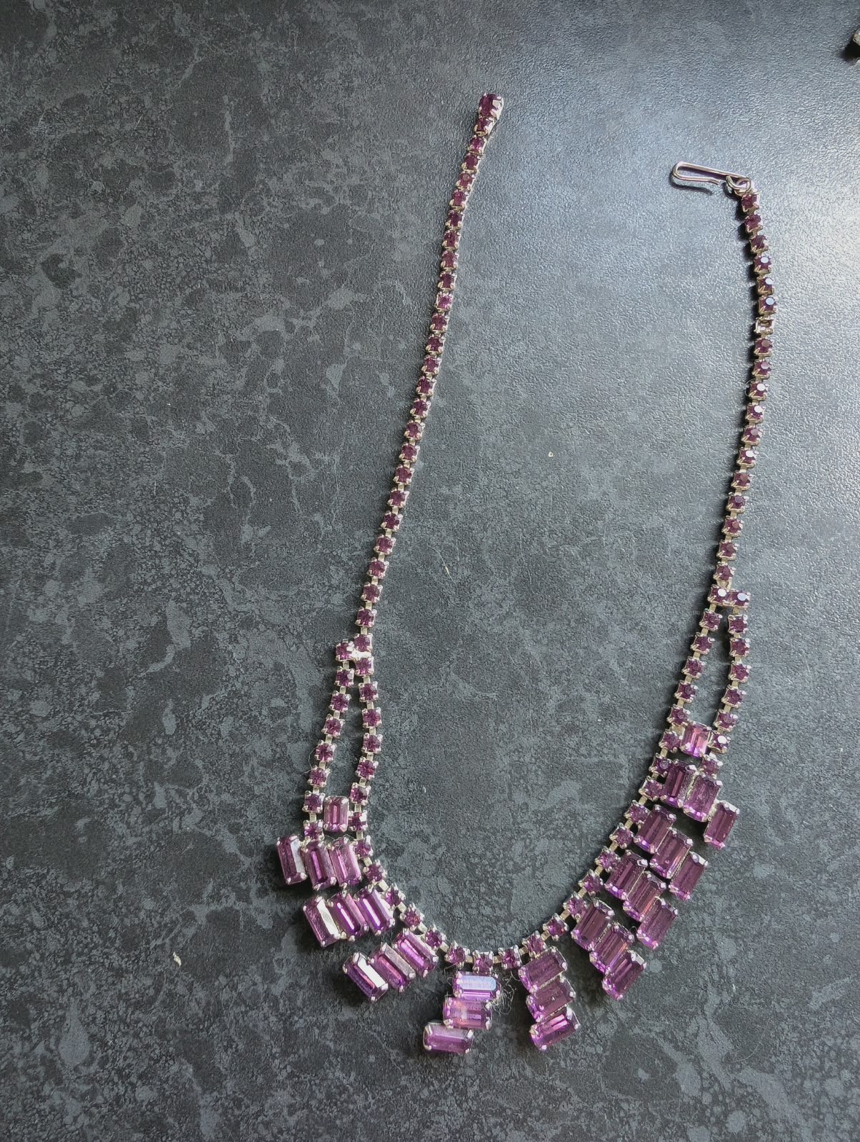 Vintage 1950s Amethyst Purple Rhinestone Fringe Choker Necklace Baguette Drop
