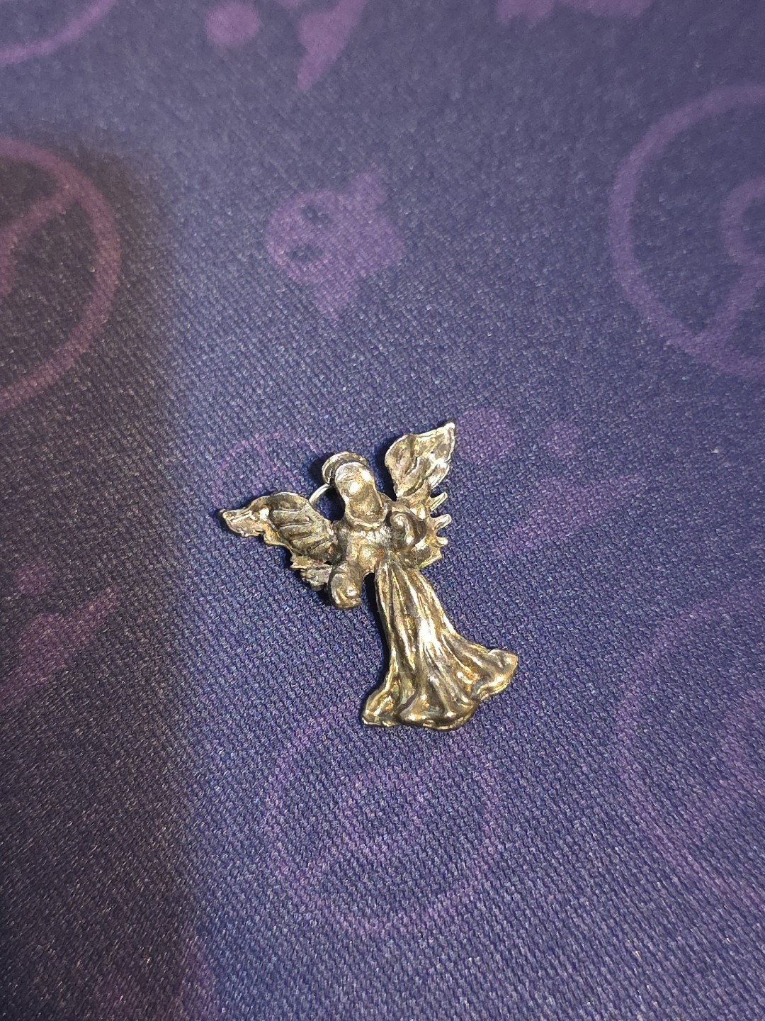 Vintage Small 1″ Silver Colored Metal Guardian Angel Necklace Pendant