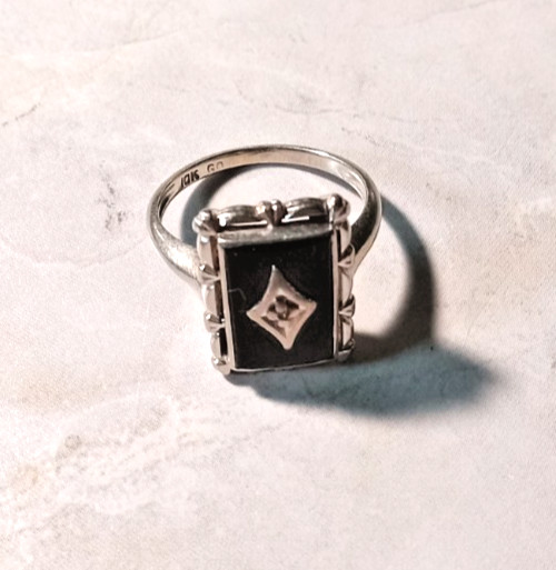Vintage ESTATE 10k White Gold Onyx & DIAMOND Ring–Size 5
