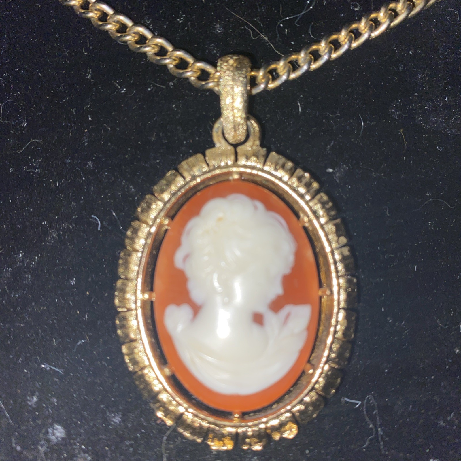 Vintage Orange-Cream Cameo fleur-de-lis Pendant Gold Tone Necklace, And Earrings