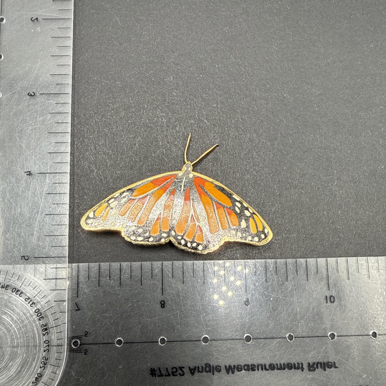 Monarch Butterfly Brooch Pin J40