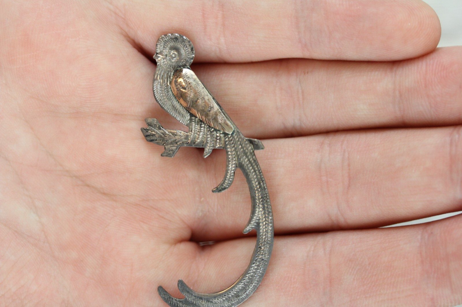 Vintage Guatemala 900 Fine Silver Two Tone Quetzal Bird Of Paradise Pin Brooch