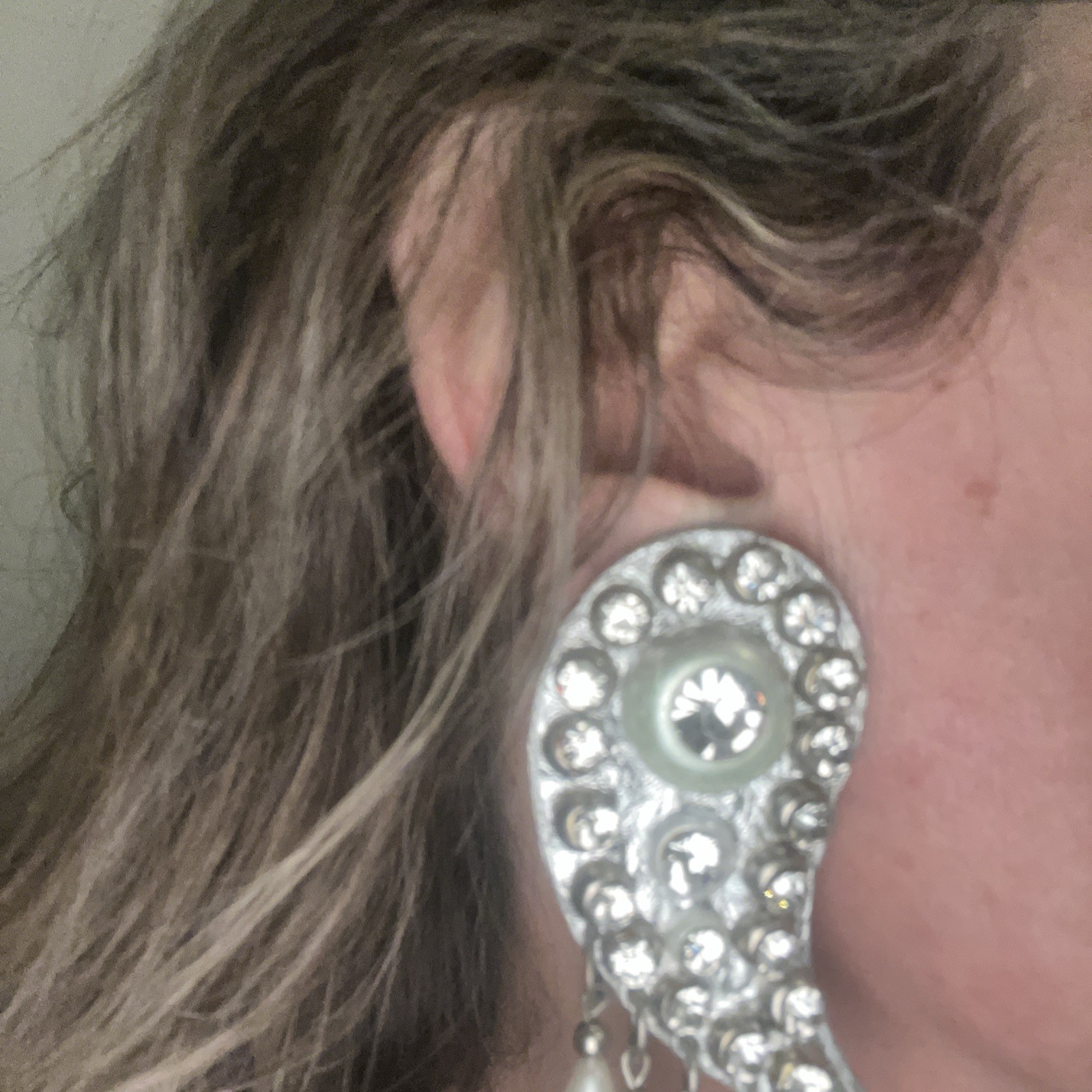 Vintage Silver leather Rhinestone And Pearl Lightweight Clip On Paisley Earrings